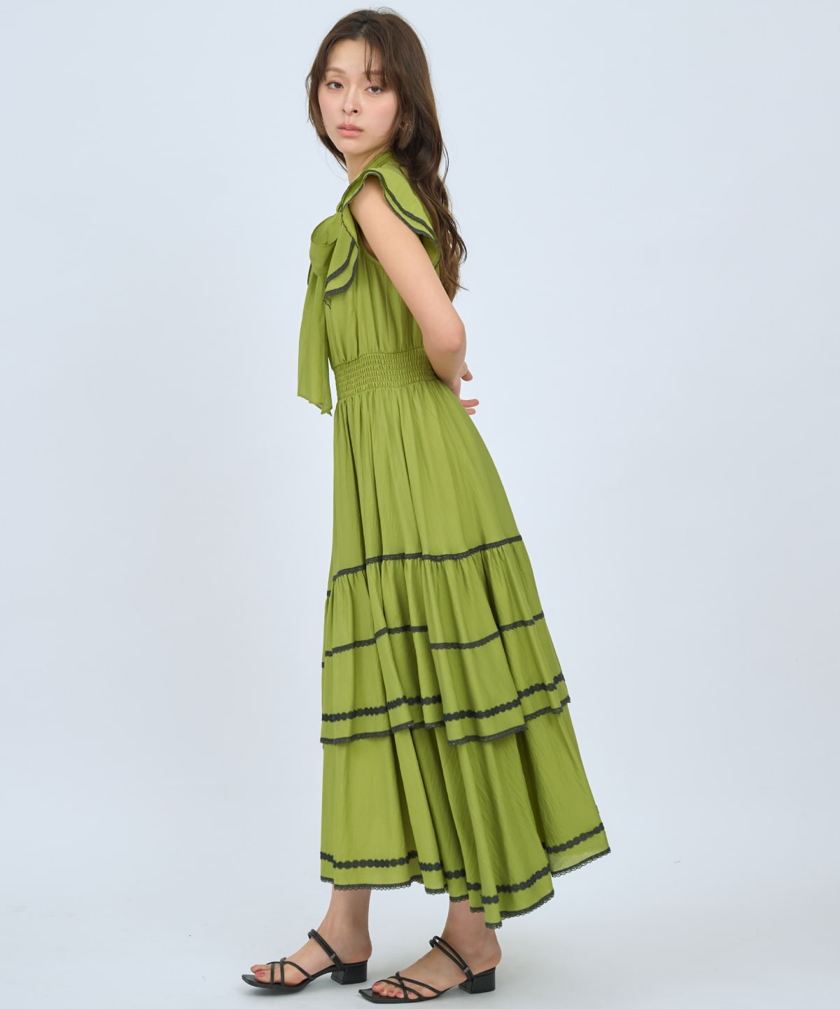 レーストリミングティアードワンピース