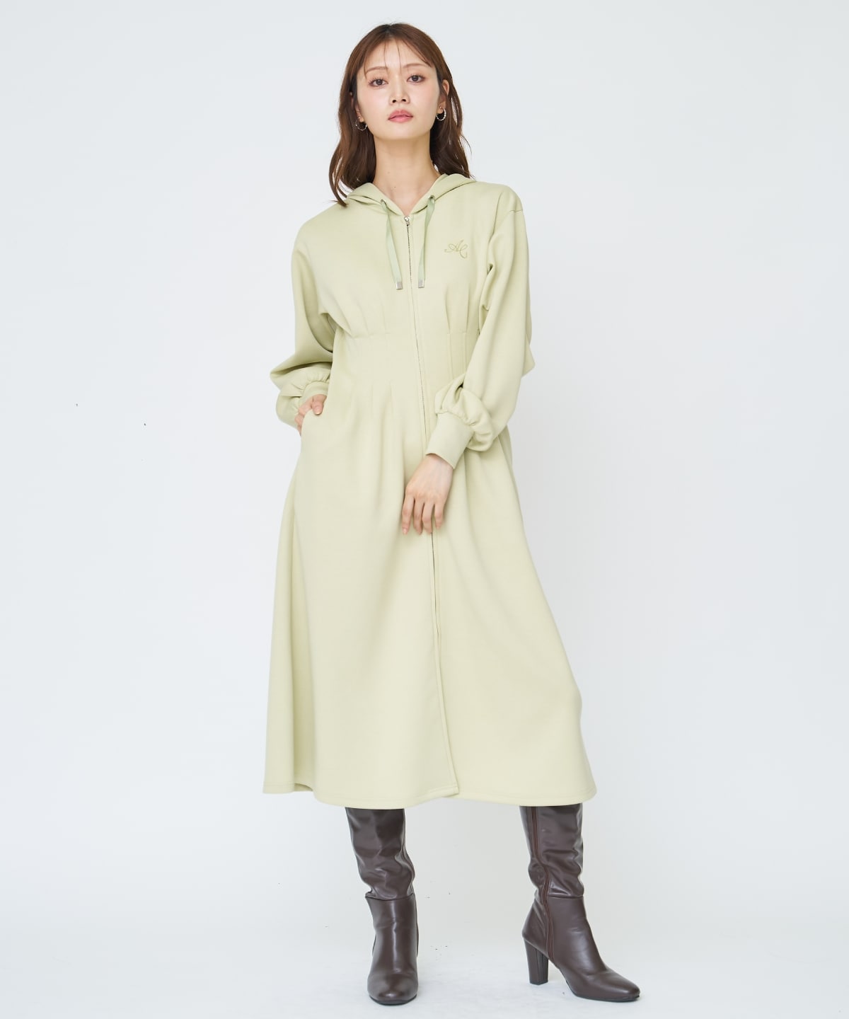 フード付きZIPワンピース