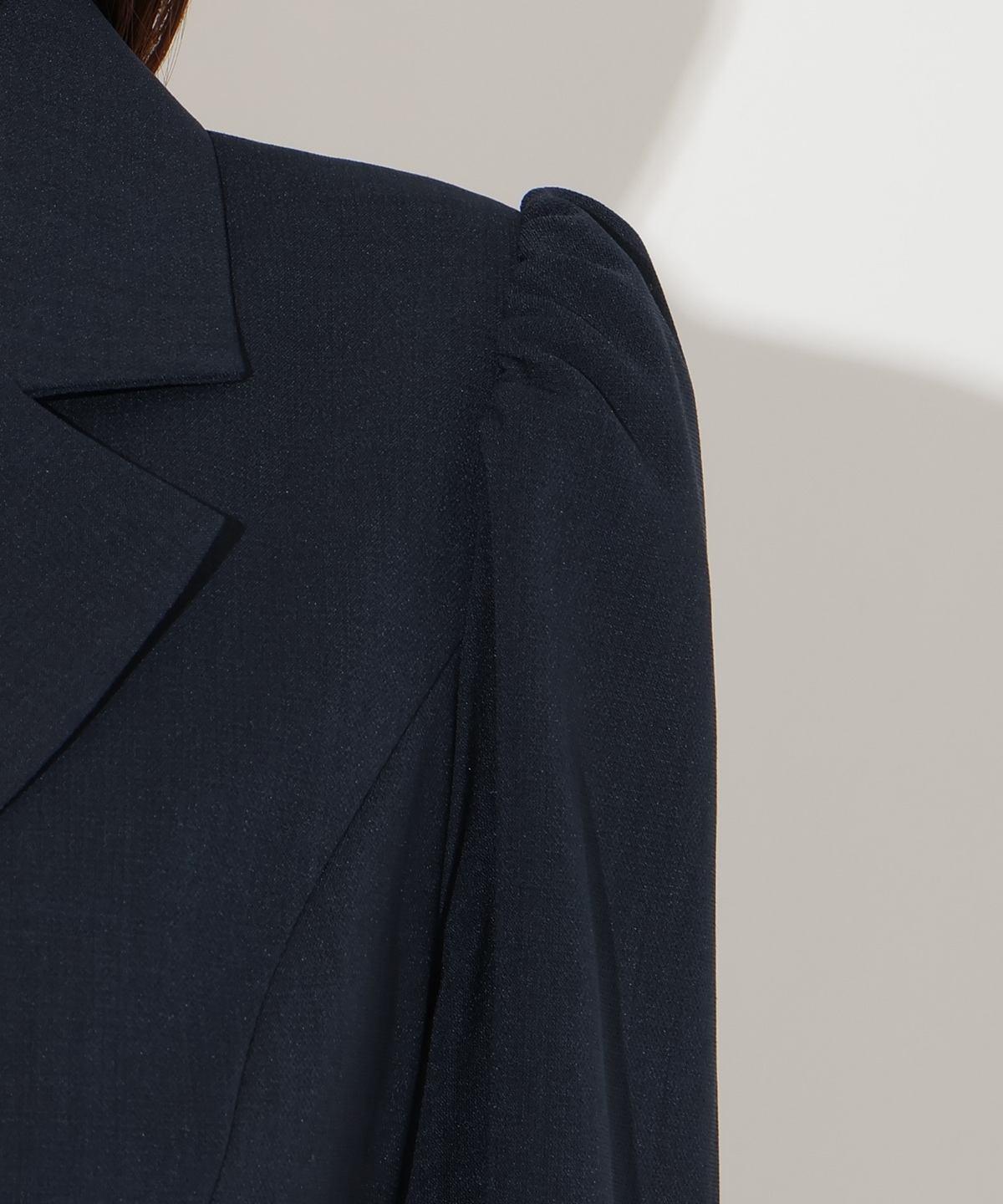 ジャケットレイヤードプリーツワンピース