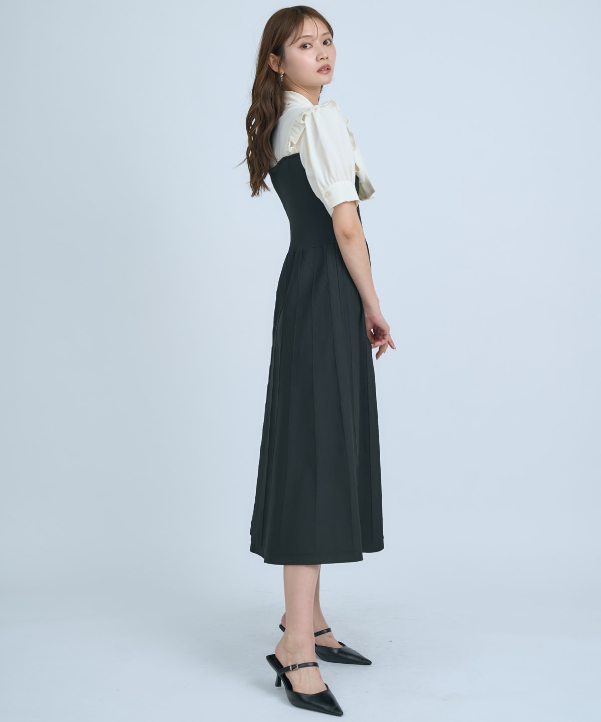 【先行予約受付中】ニットビスチェ風ボウタイワンピース