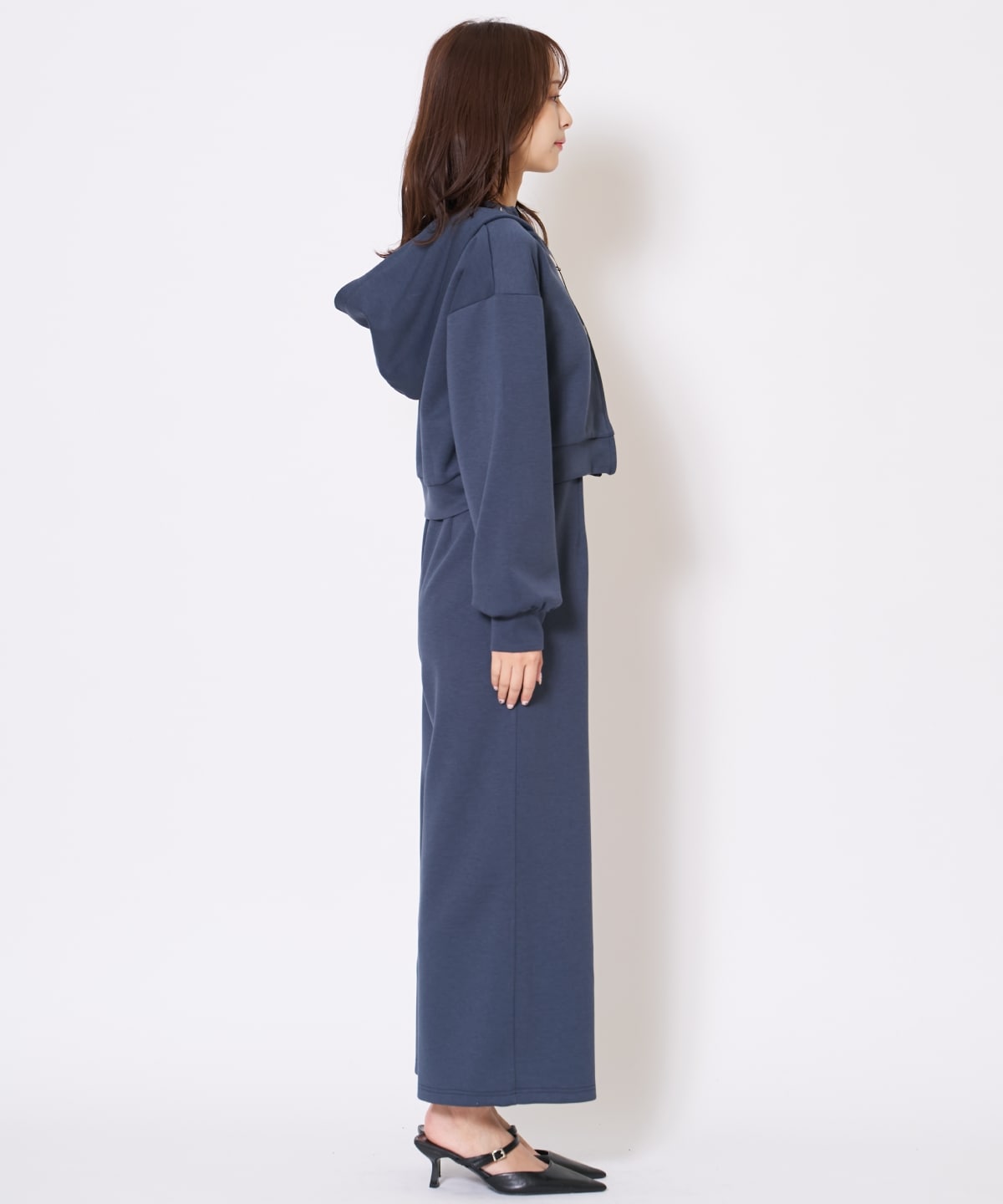 刺繍パーカー×オールインワン