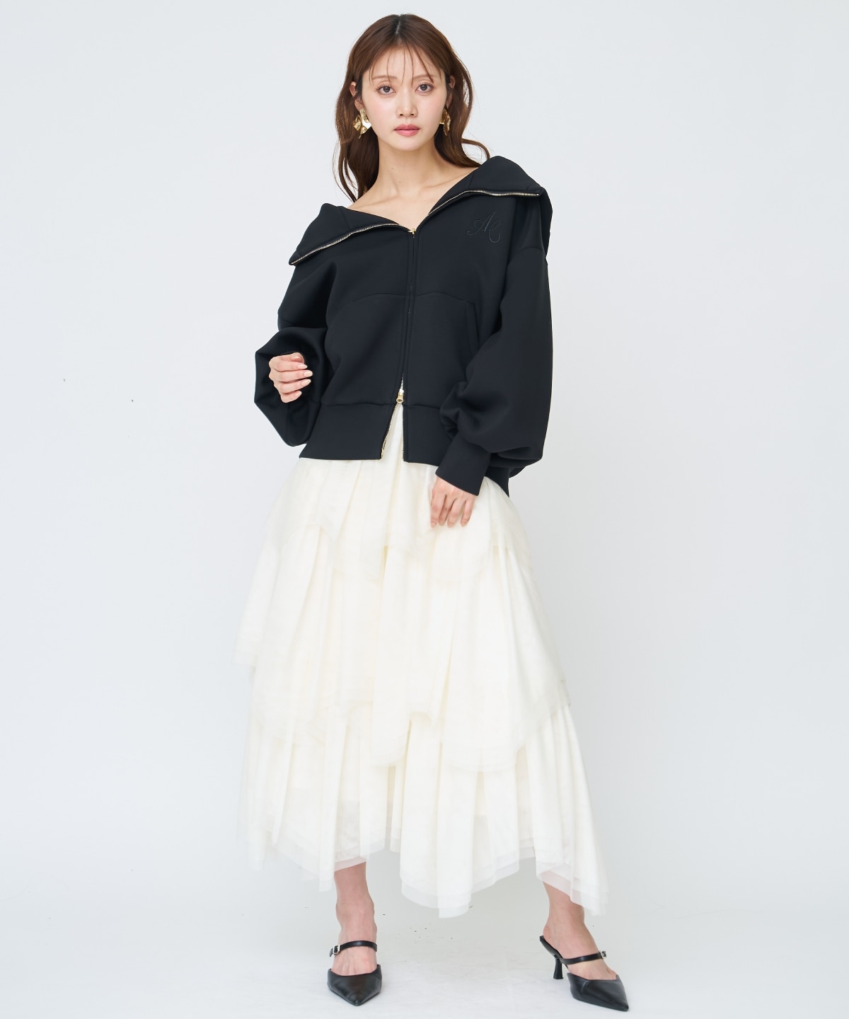 ロゴ刺繍ボンディングZIPパーカー