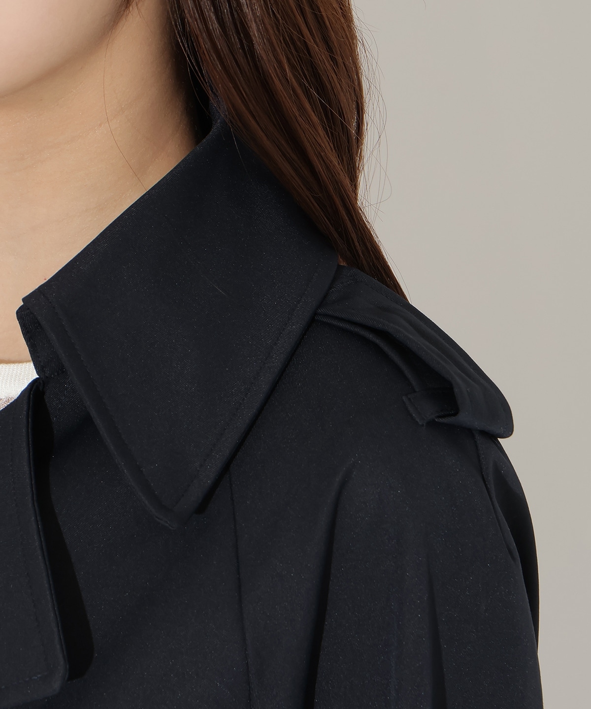 【先行予約受付中】ミドル丈トレンチコート