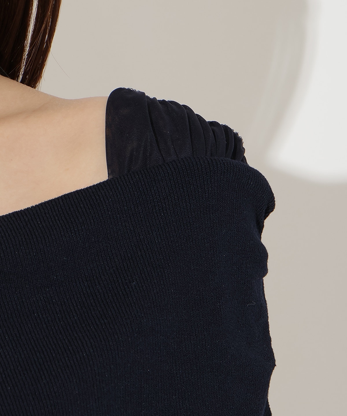 【先行予約受付中】7分袖クロスネックニットプルオーバー