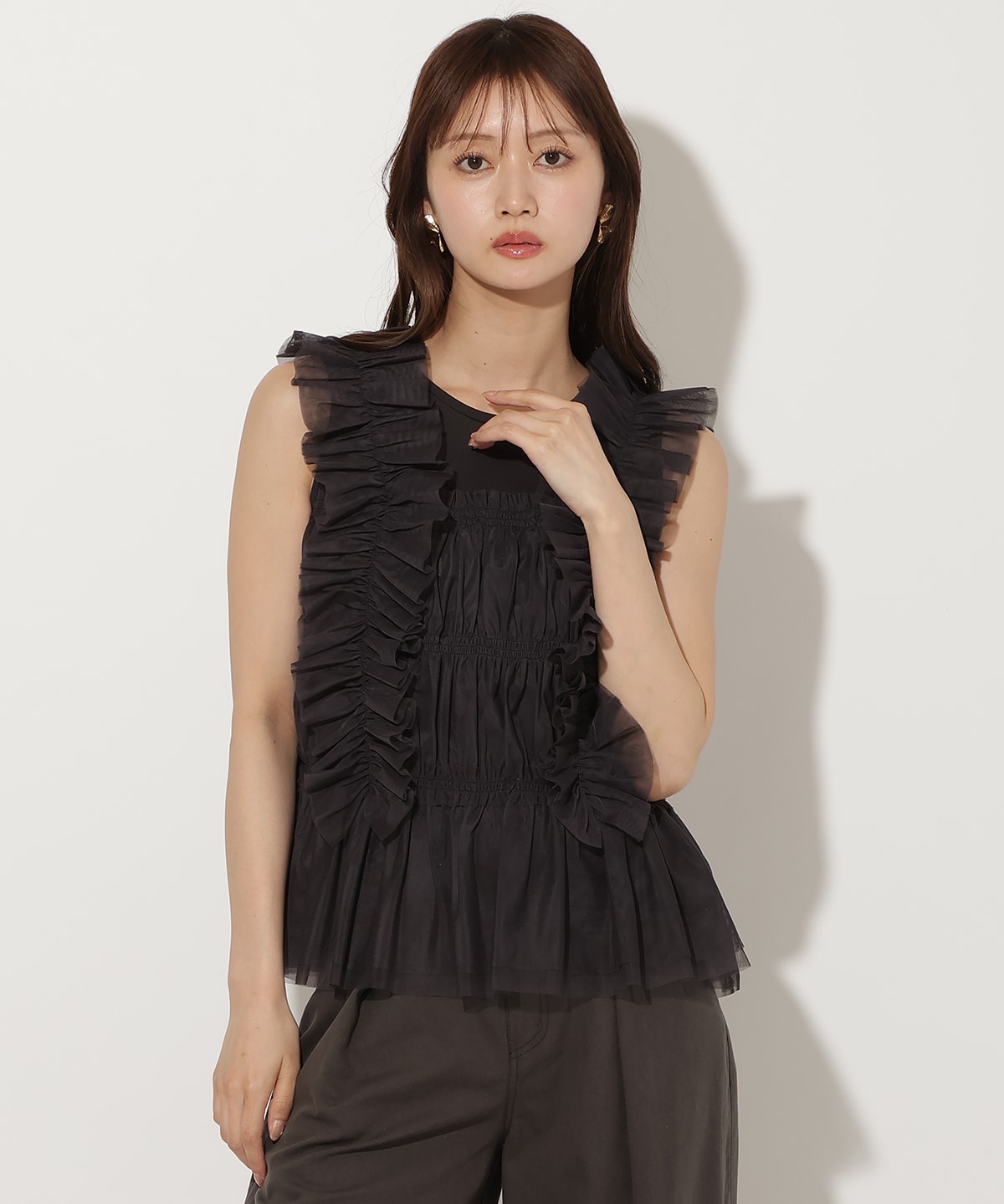 チュールレイヤードノースリーブＴシャツ