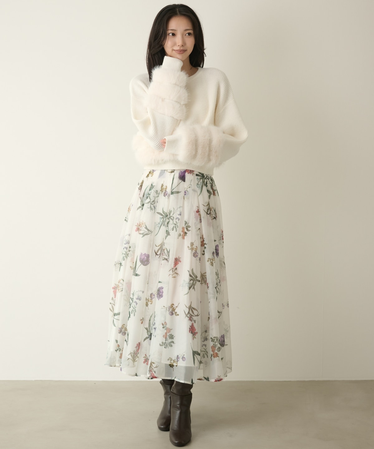 【先行予約受付中】花柄タックフレアスカート