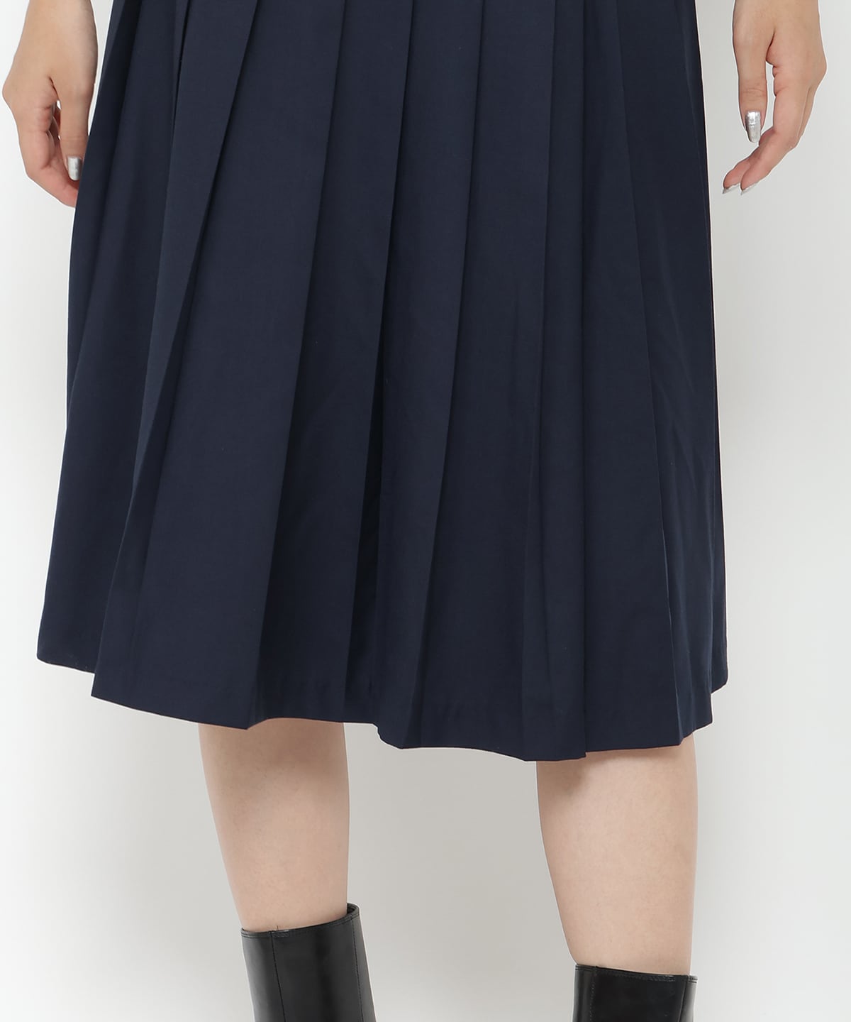 ロースイッチングプリーツスカート