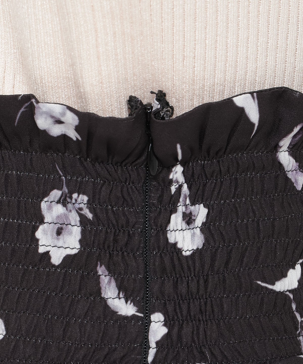 フェザープリントスリットスカショートパン