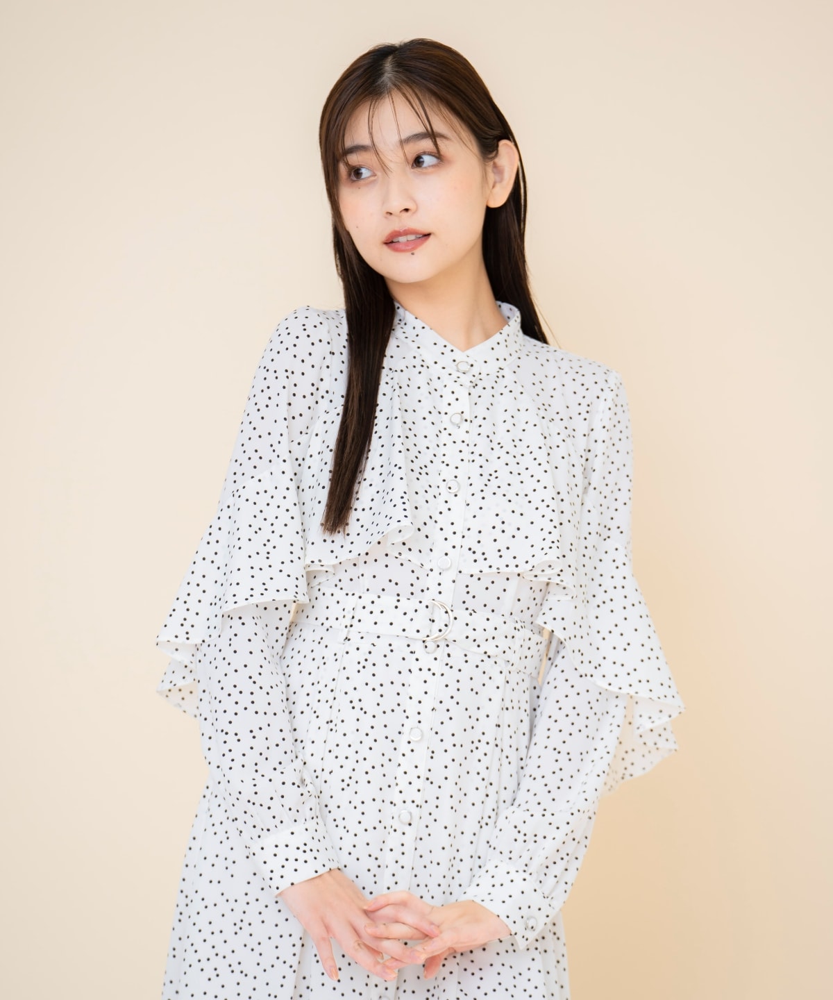 ケープフリルワンピース