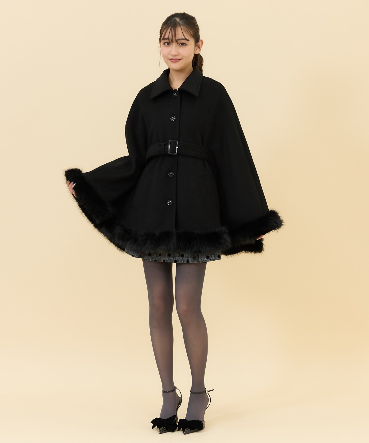 ファーケープデザインコート