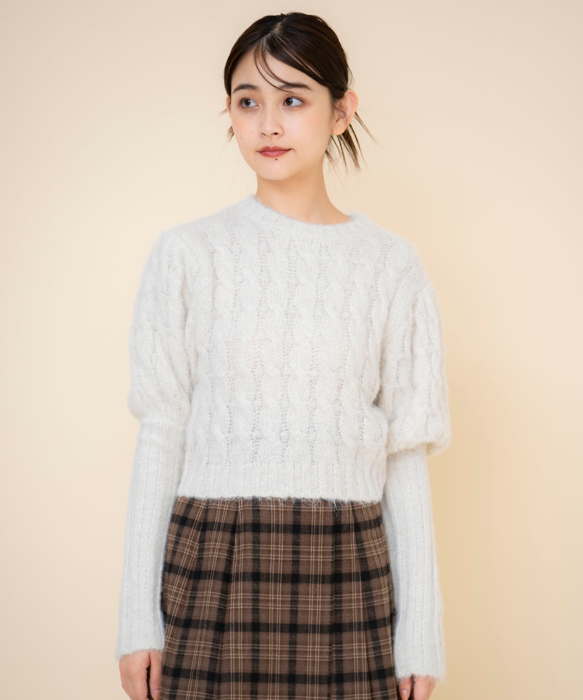 ケーブルパフスリーブニットトップス