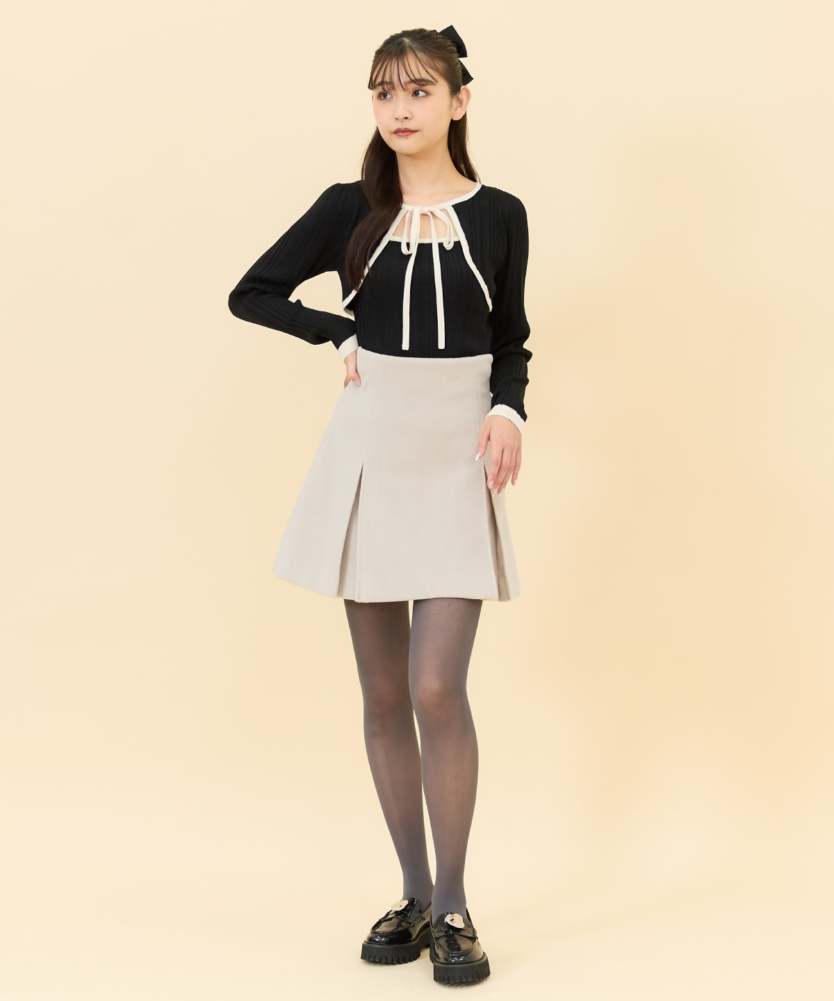 ボレロレイヤードデザインニット