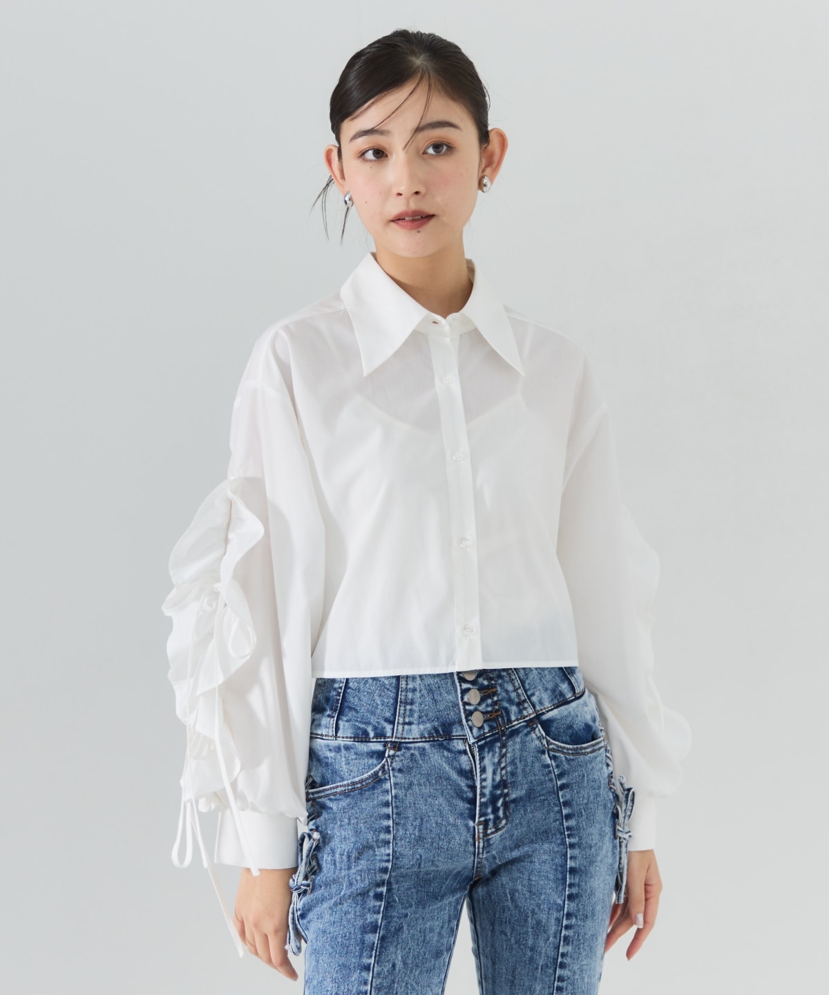 カットオフフリルリボンシャツ