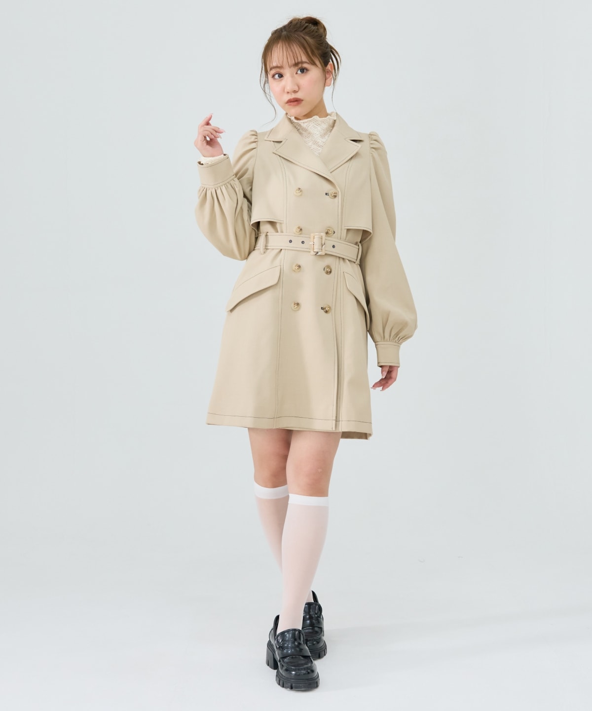 パフスリーブミニトレンチコート