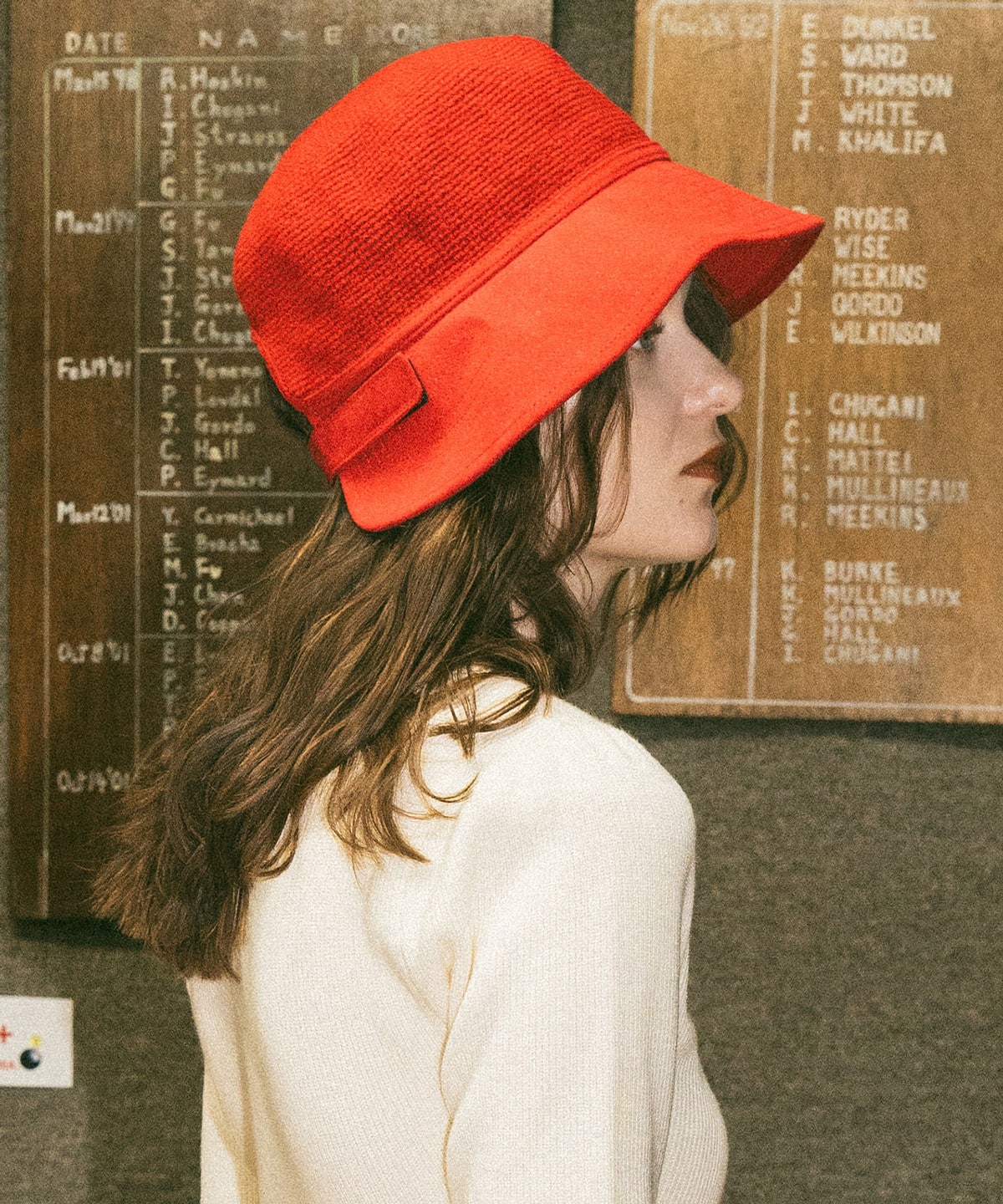 バックベルトバケットハット