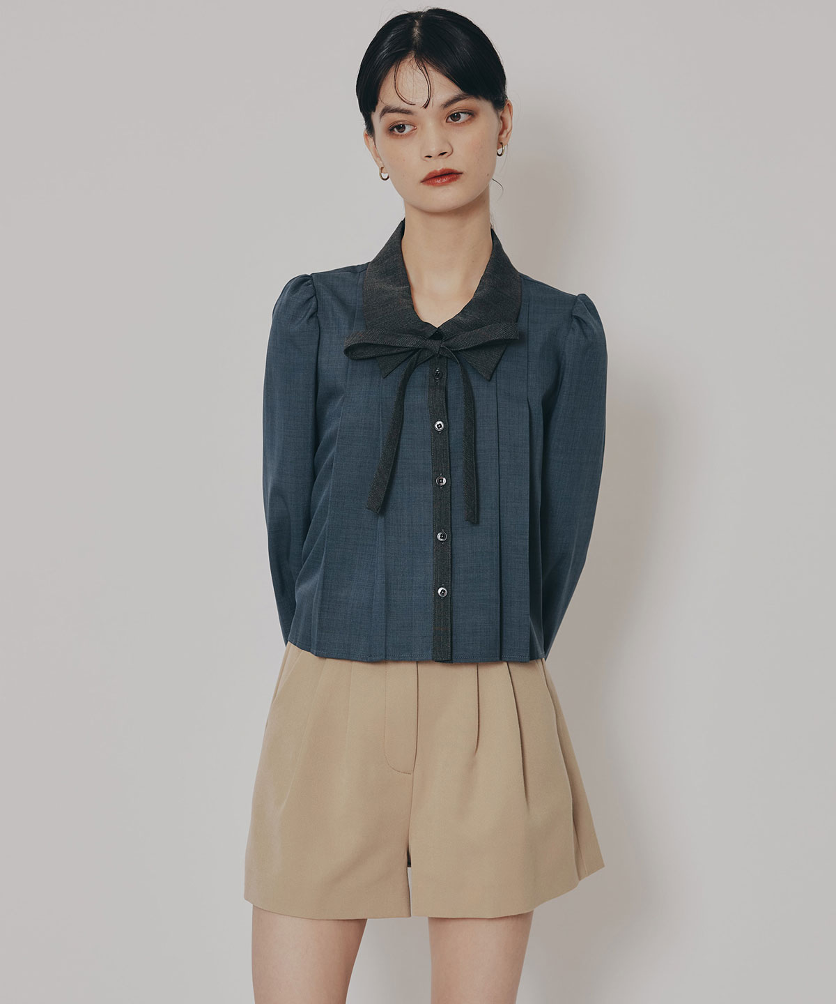 チェックバイカラーリボンタイブラウス