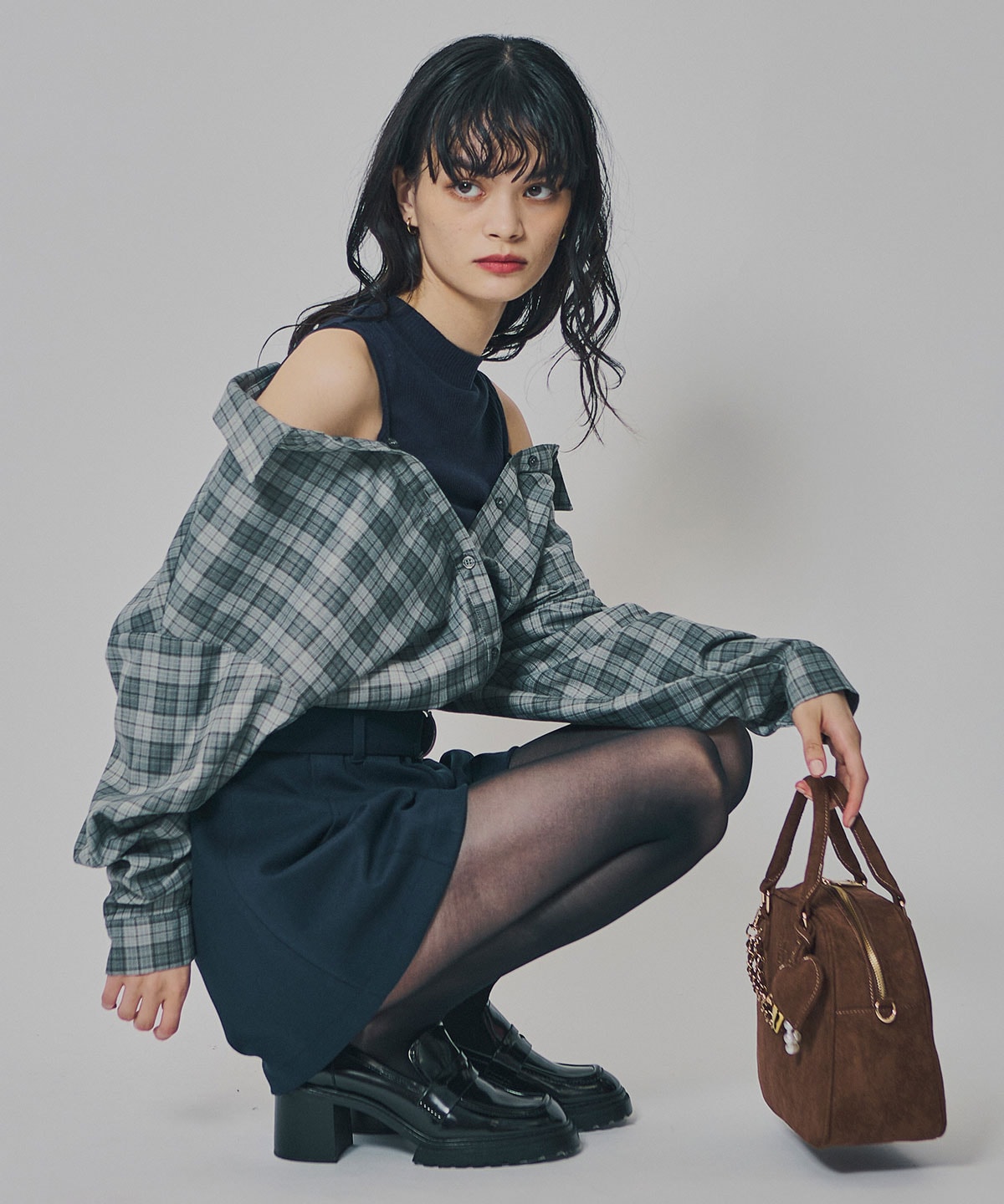 マルチウェイオフショルチェックシャツ×タンクトップ