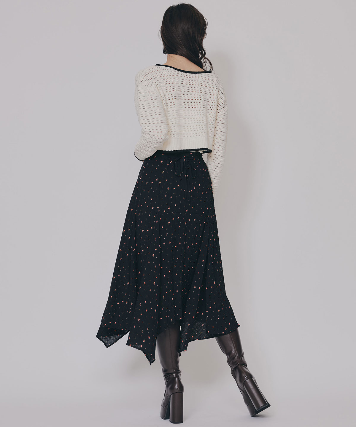 ミニフラワーイレヘムロングスカート