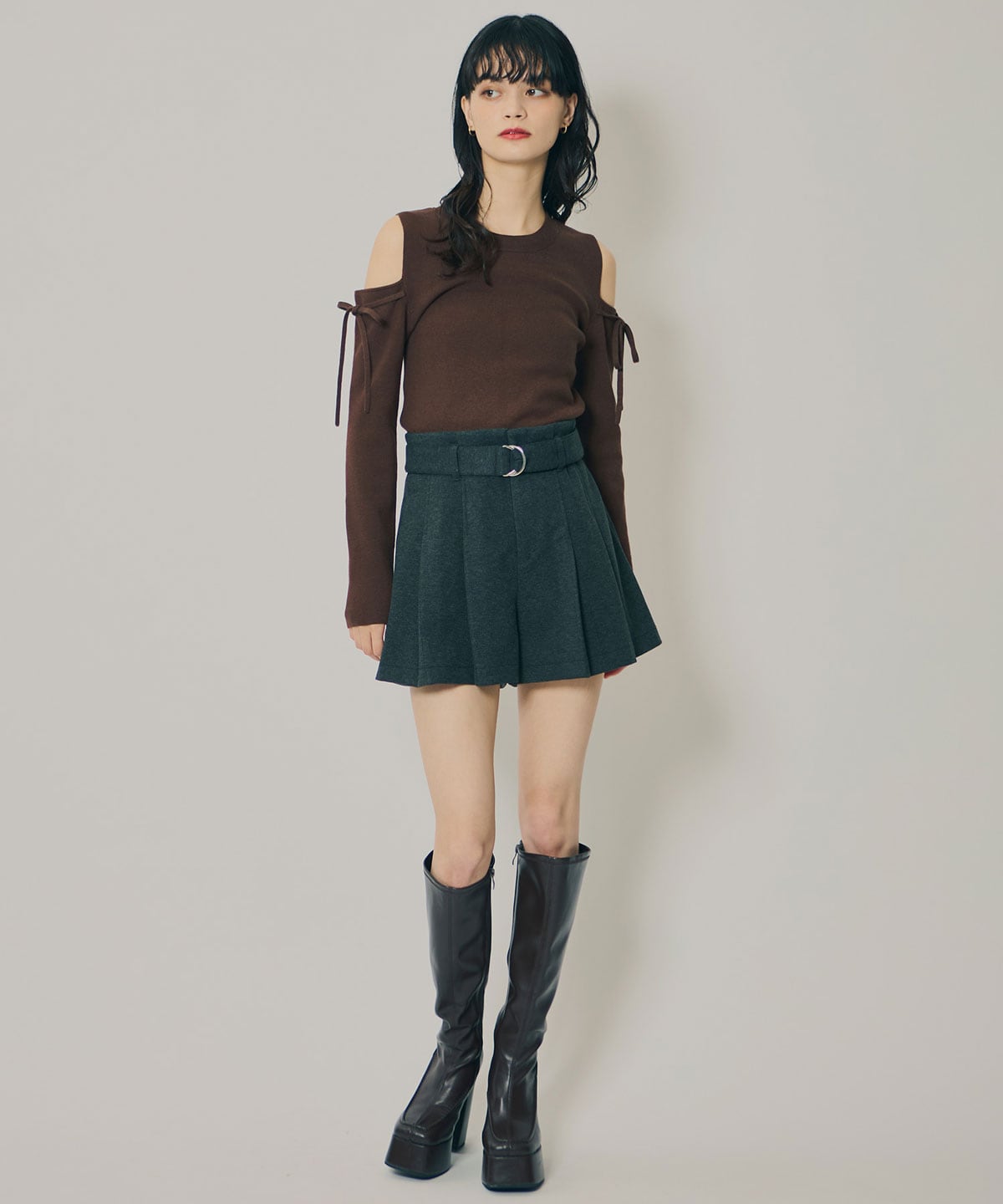 ウールライクタックショートパンツ