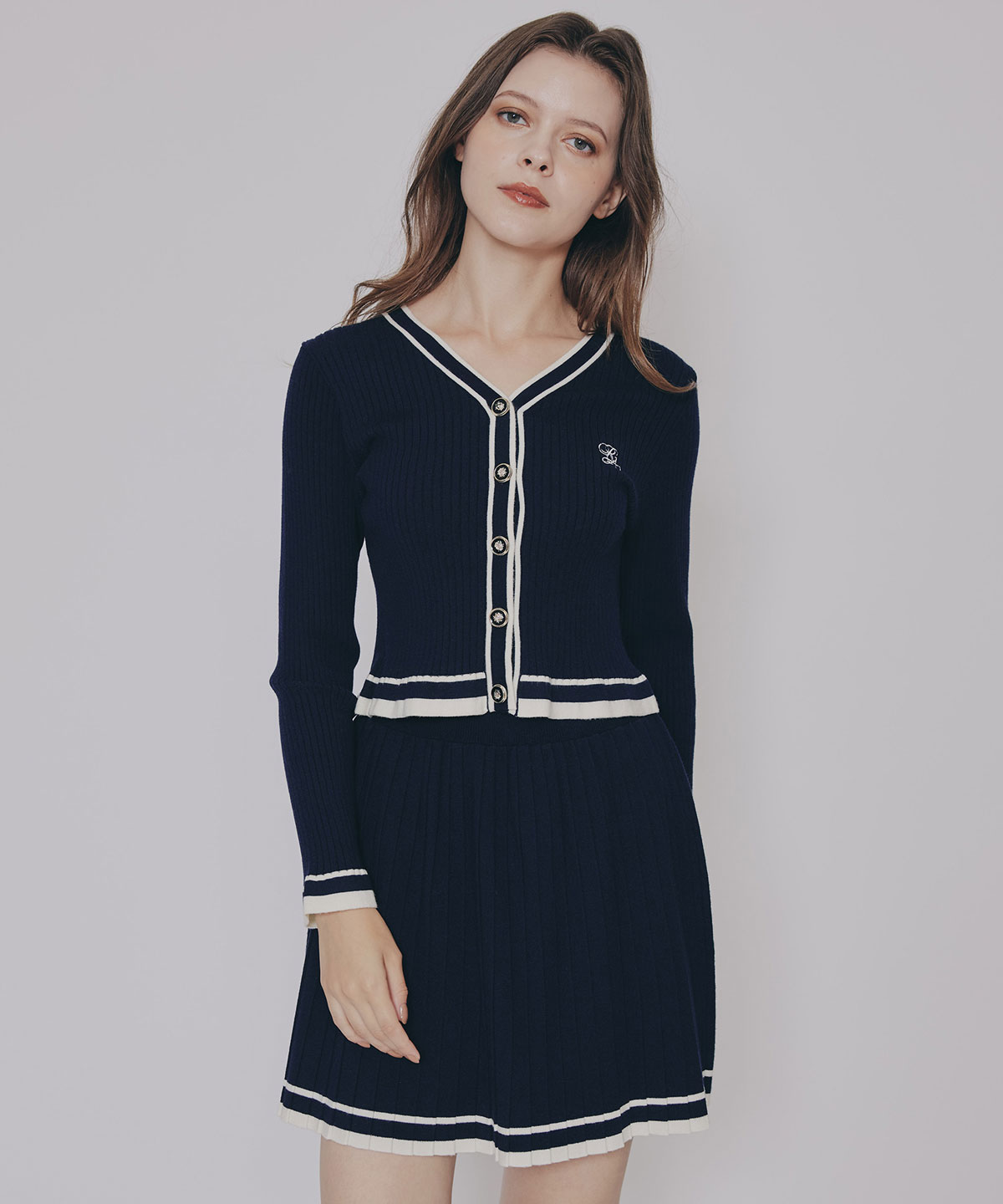 ラインスキームニットカーディガン×スカートセットアップ