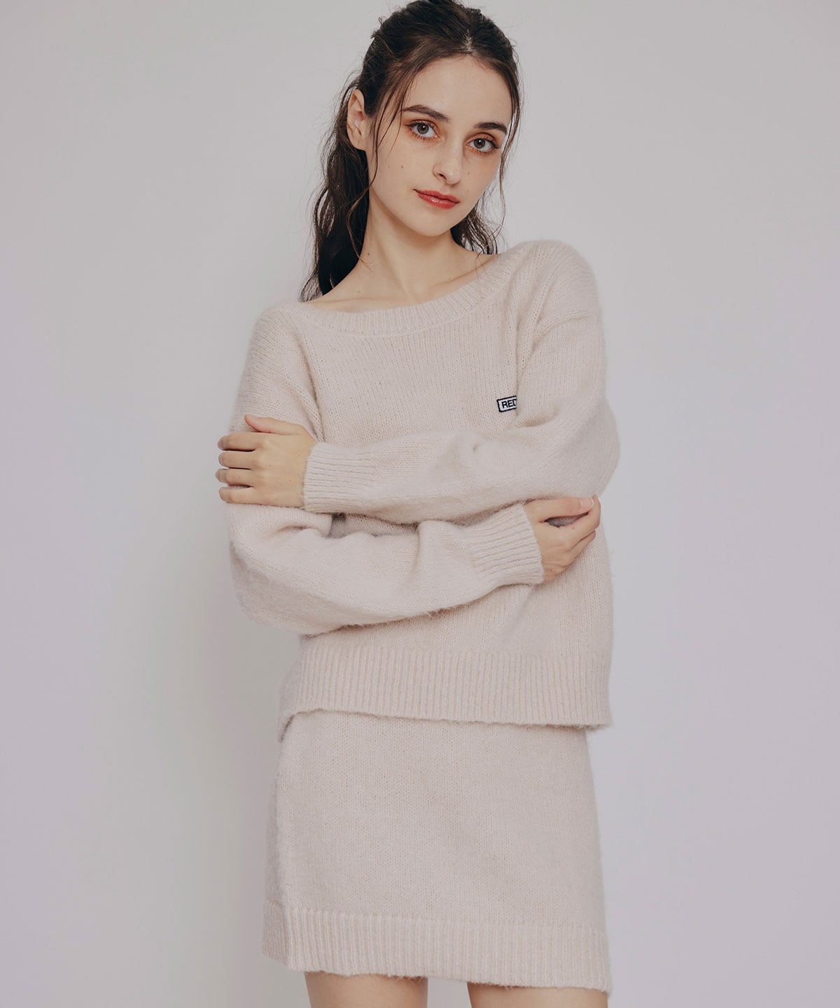 フラッフィニットボーダープルオーバー×タイトミニスカートセットアップ