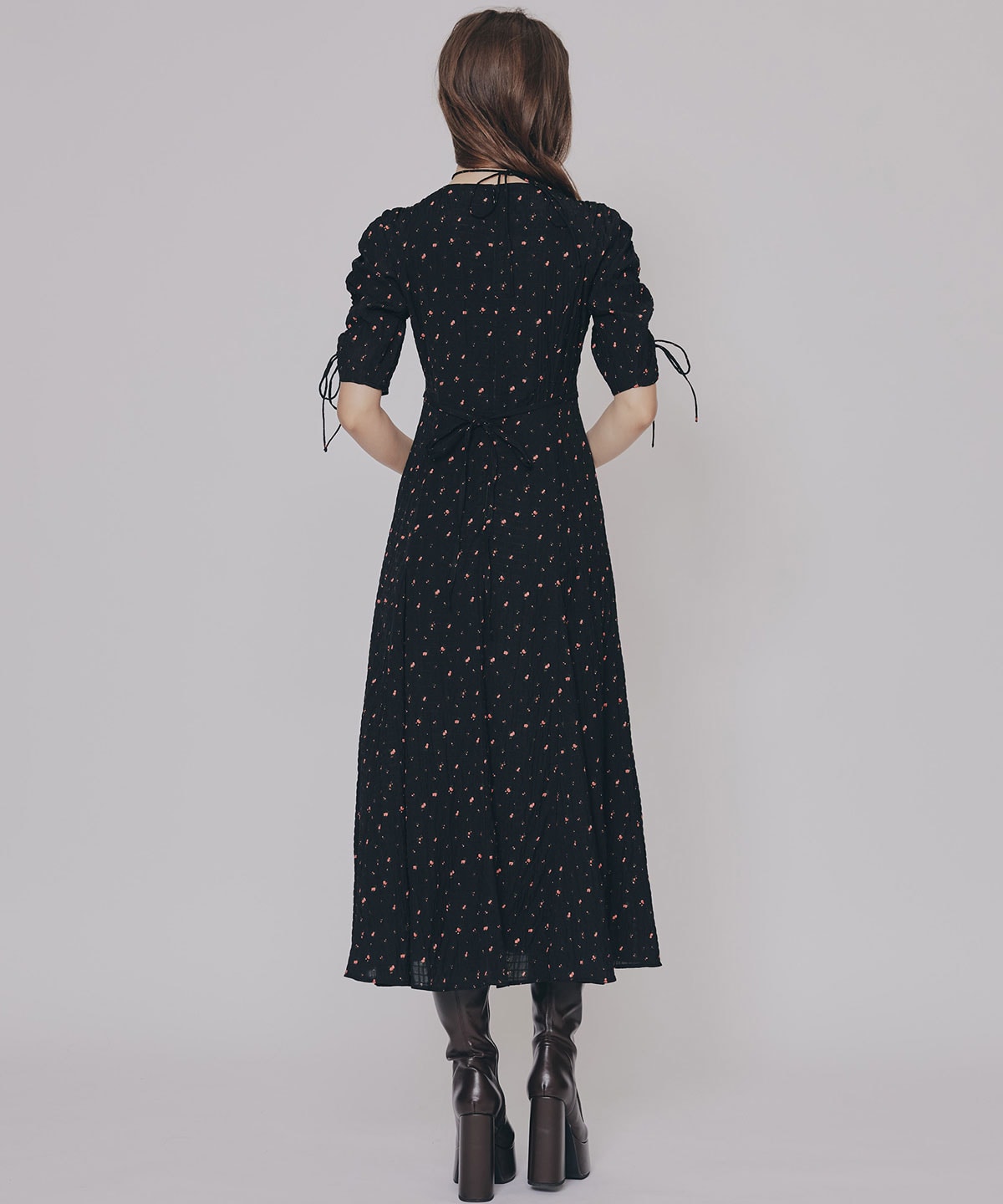 ミニフラワーイレヘムロングワンピース