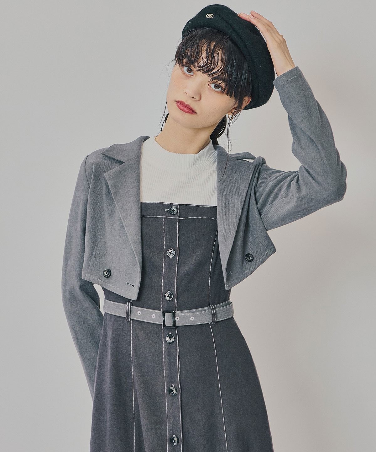 スエードライクショートジャケット×バイカラーワンピースセットアップ