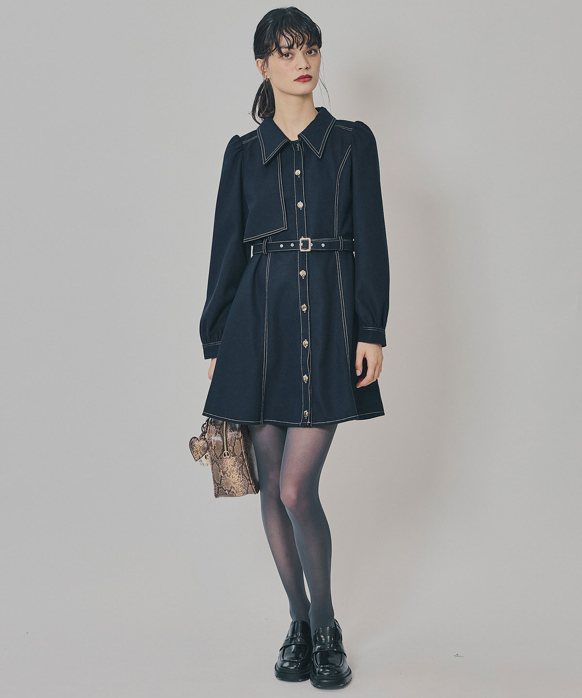 バイカラーステッチラインミニワンピース