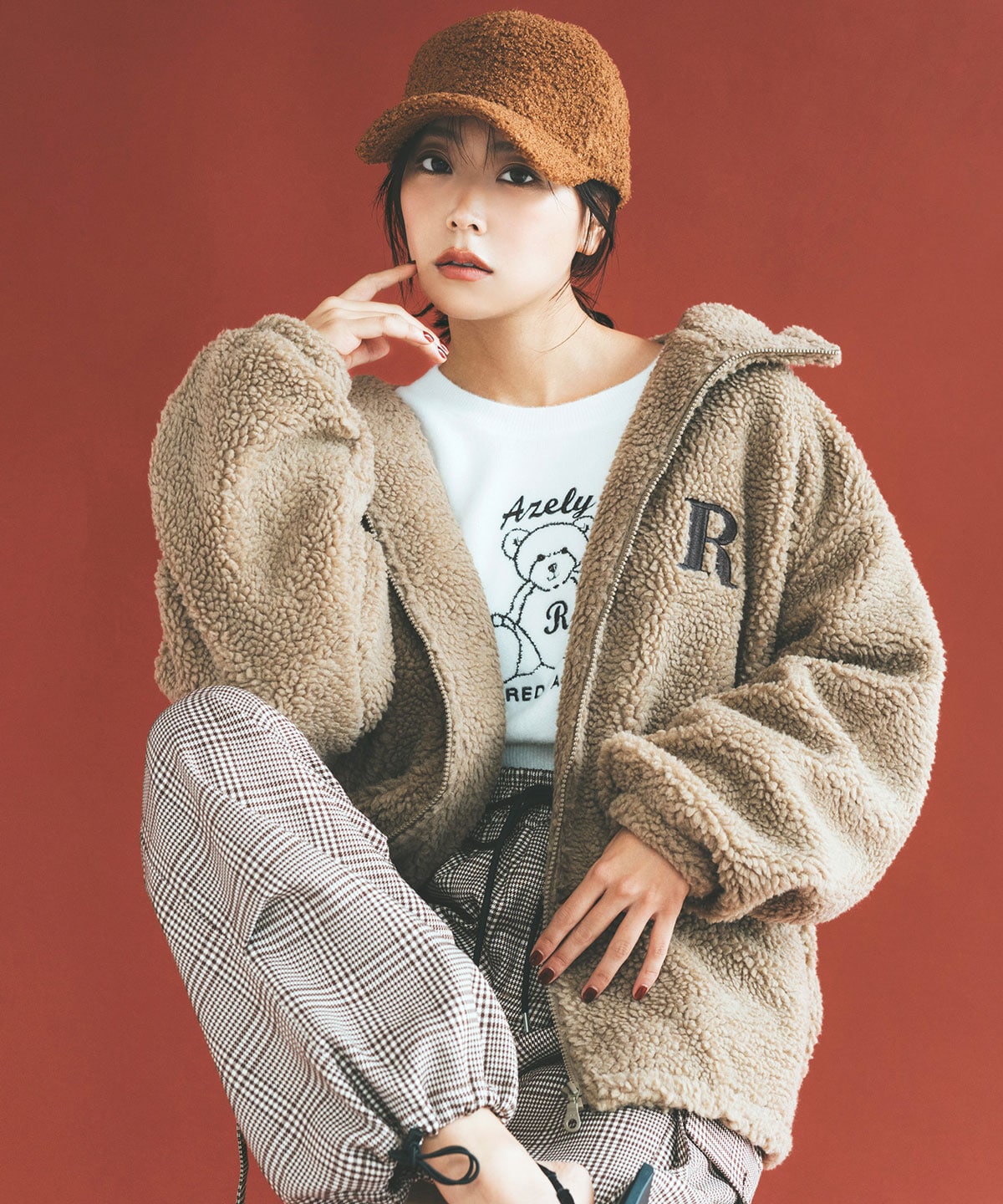 Azelyフラッフィニットプルオーバー