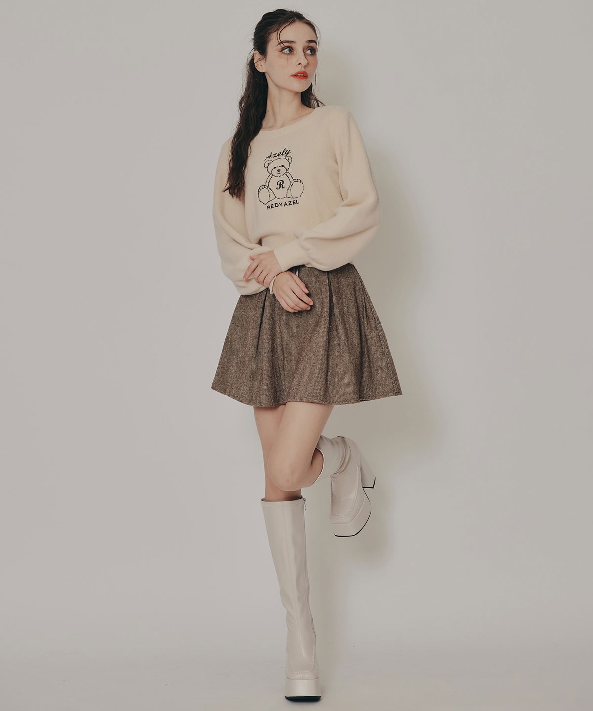 Azelyフラッフィニットプルオーバー