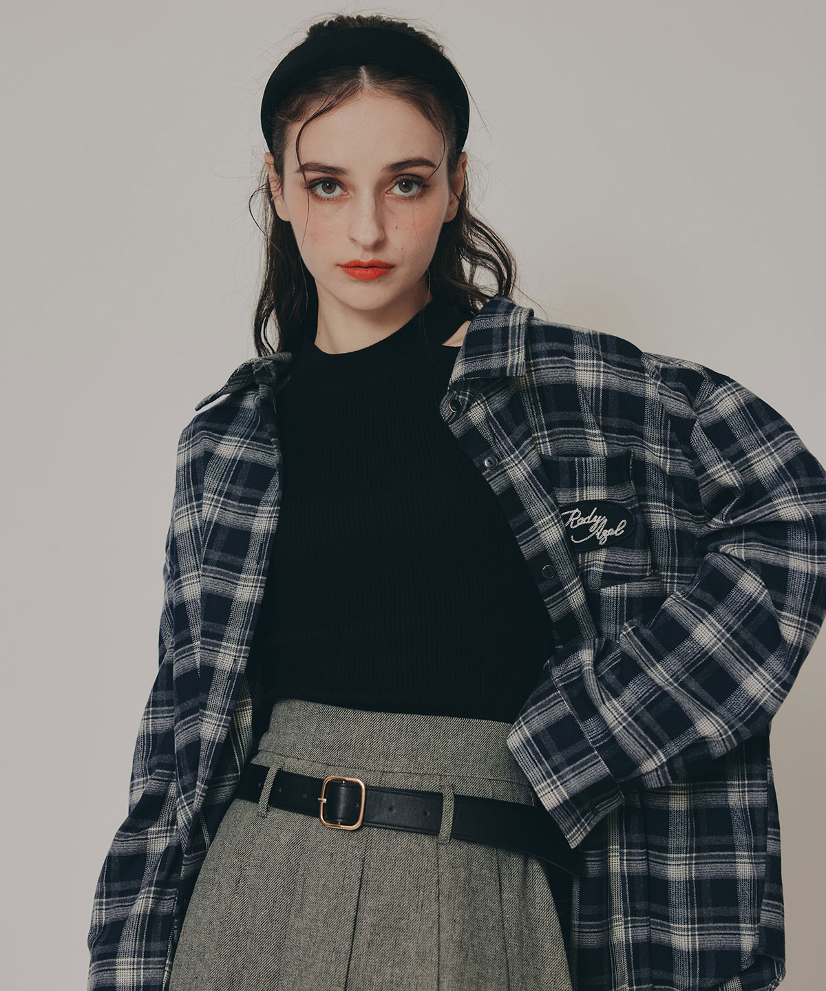 カットアウトリブニットトップス