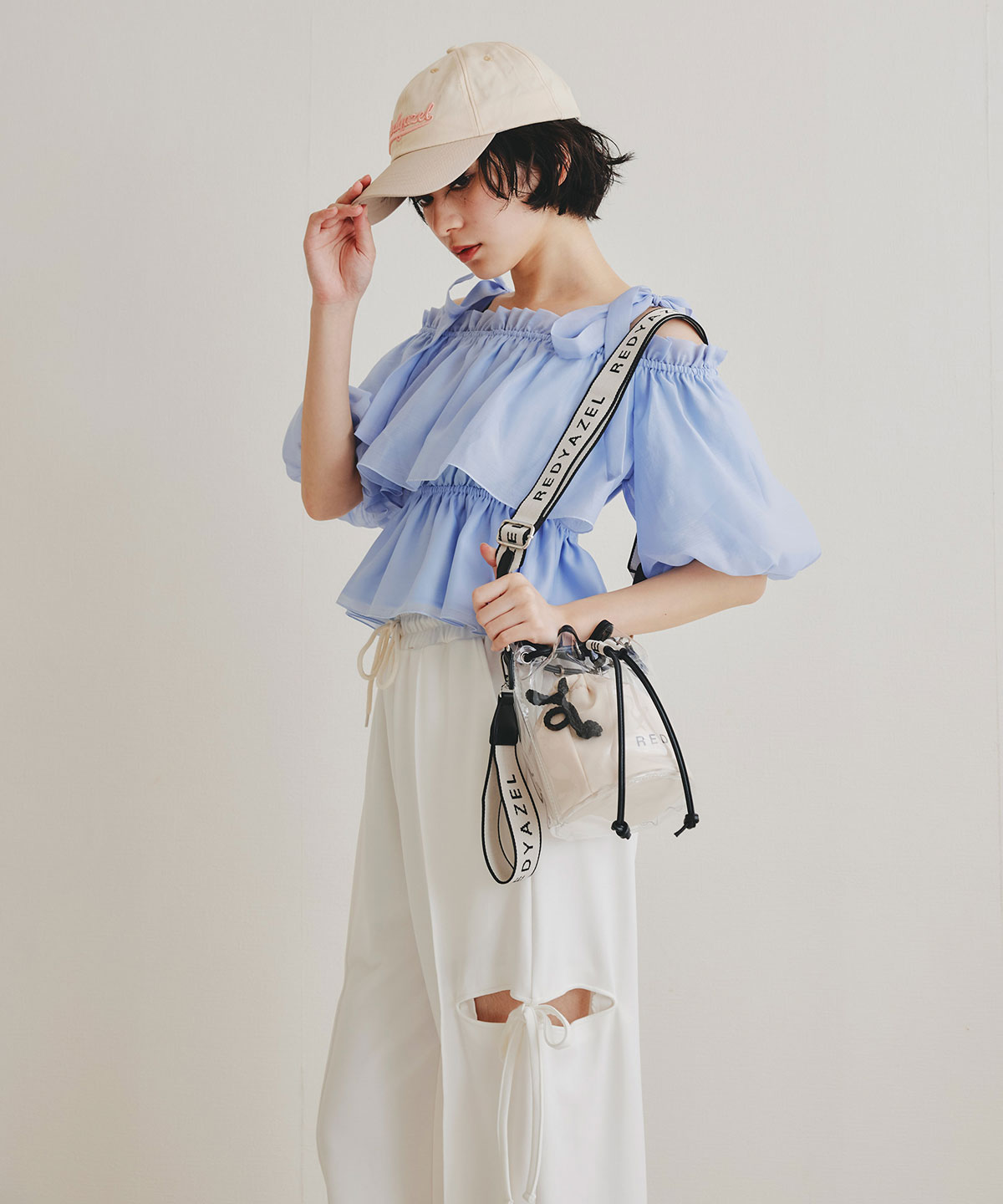 ショルダーリボンフリルオフショルブラウス