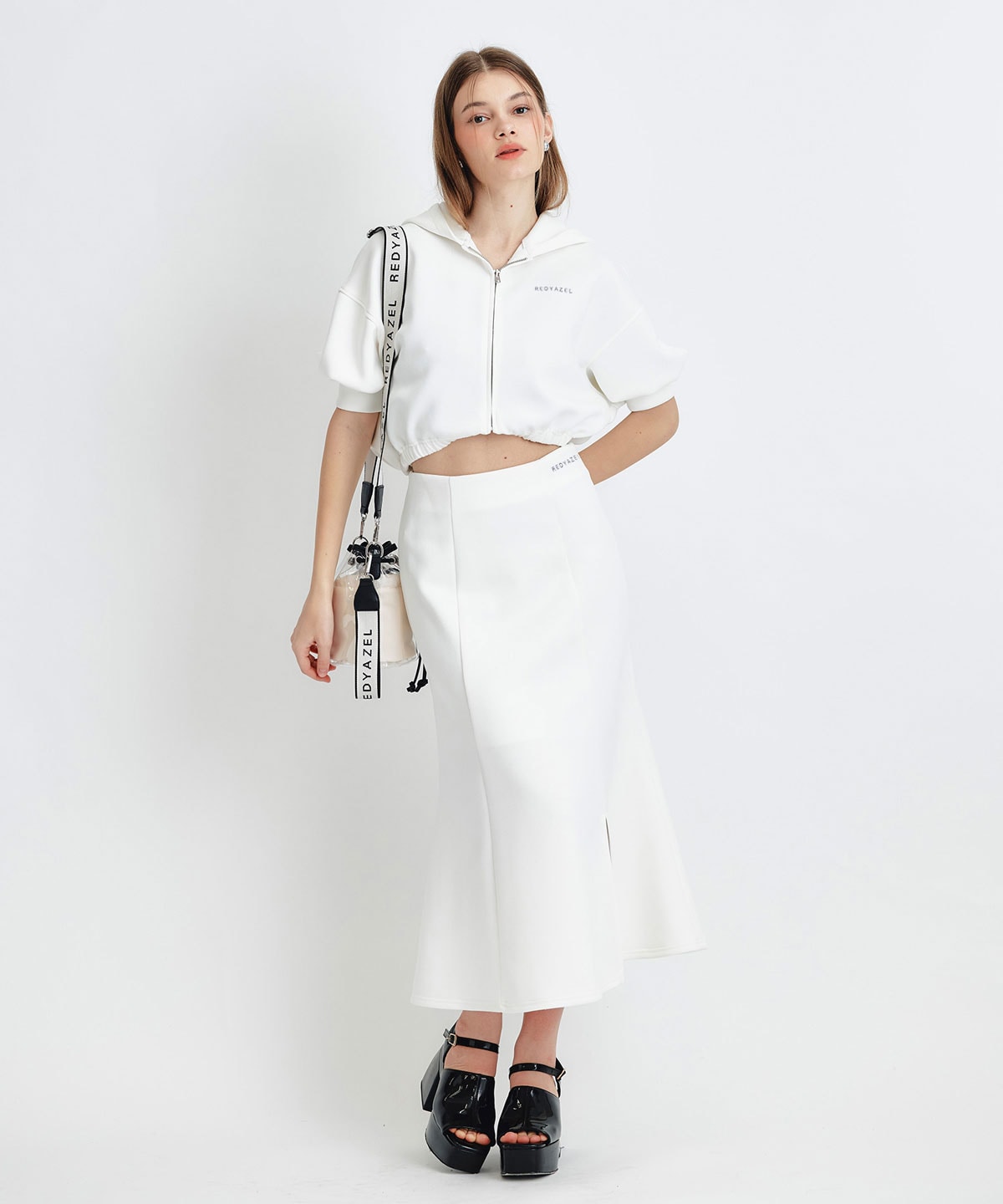 ダンボールセミマーメイドスリットロングスカート