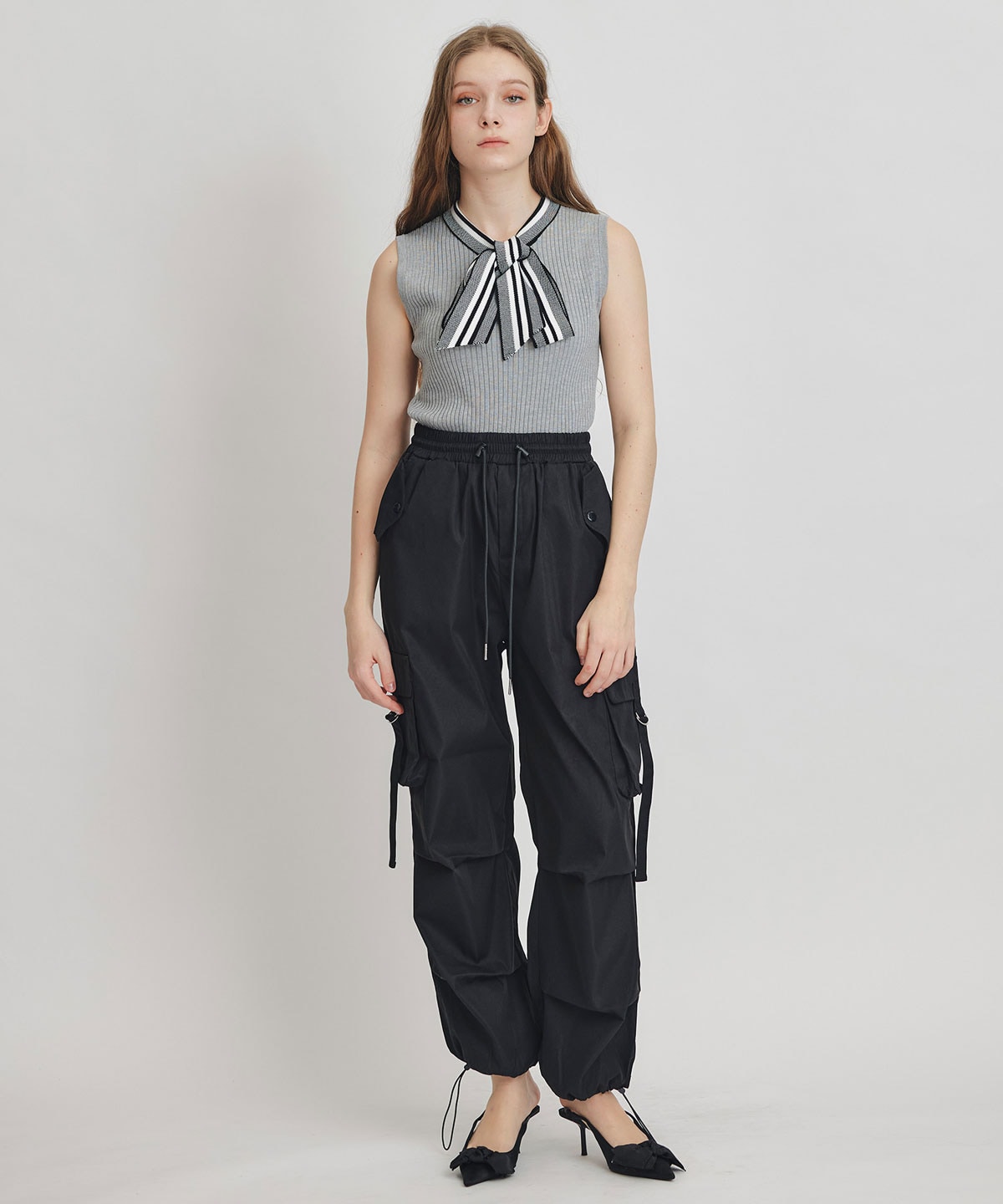 タブフラップポケットカーゴパンツ