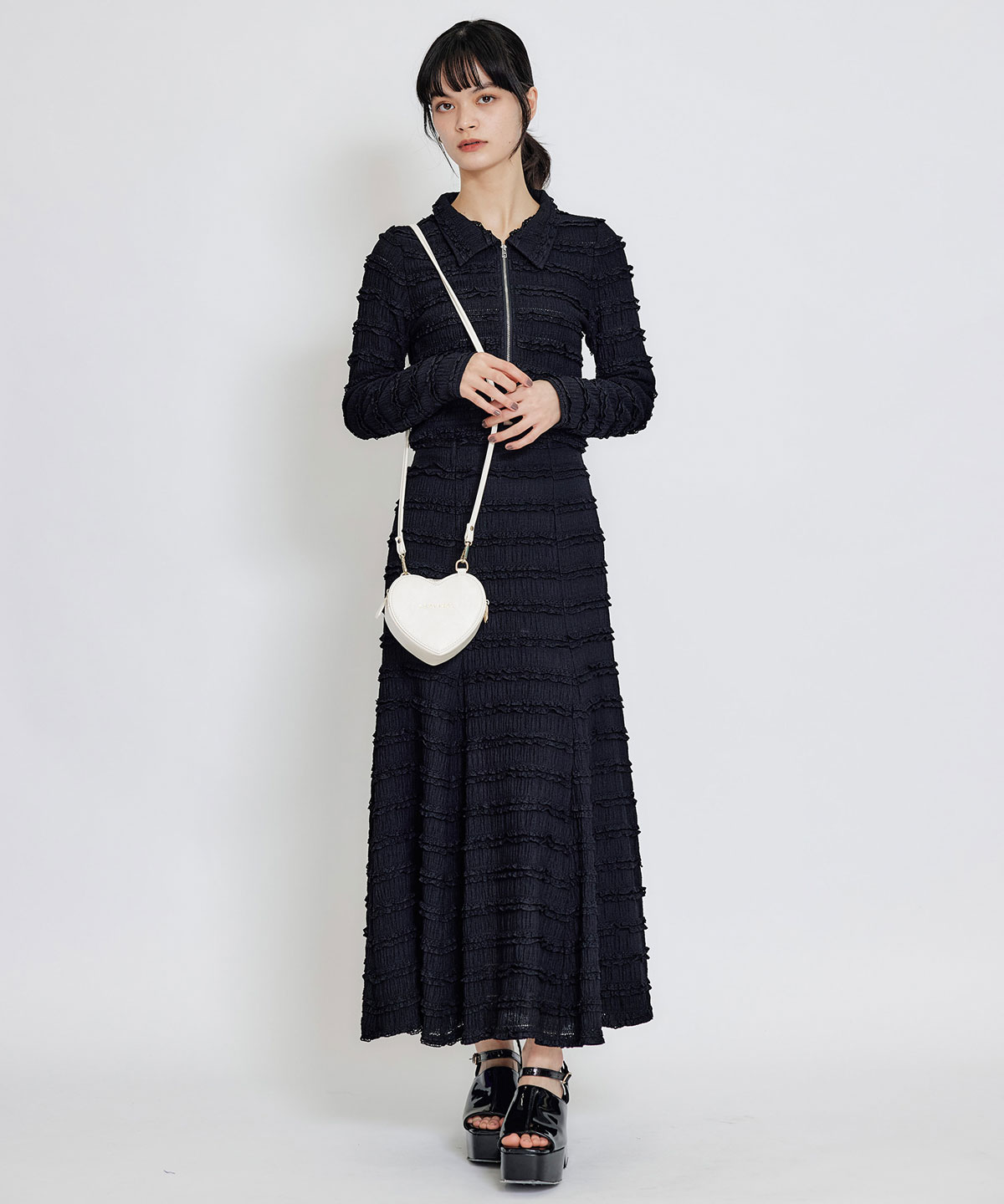 ミニフリルZIPブラウス×ミニフリルフレアロングスカートセットアップ