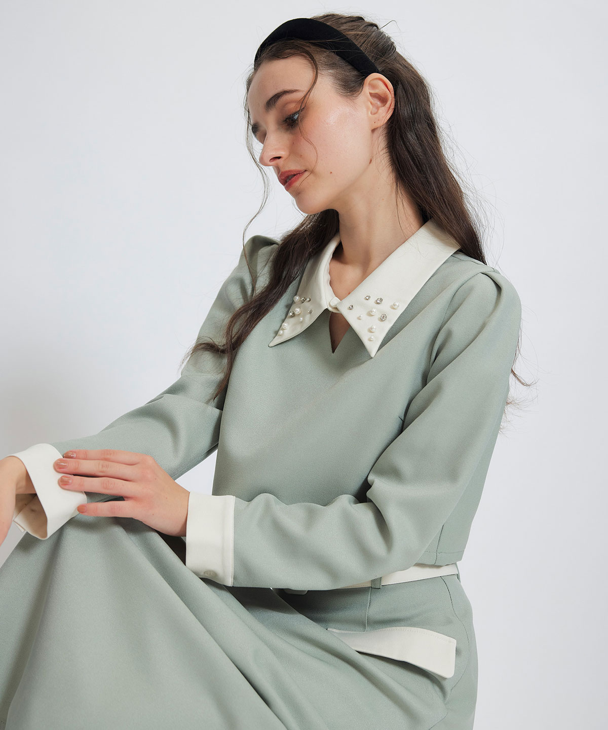 ビジューカラーコンパクトブラウス×バイカラーロングフレアスカートセットアップ