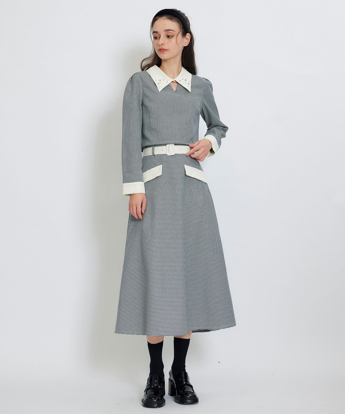 ビジューカラーコンパクトブラウス×バイカラーロングフレアスカートセットアップ