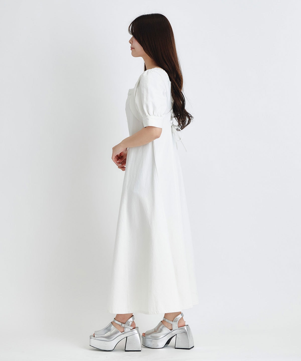 デコルテベルトデニムフレアロングワンピース