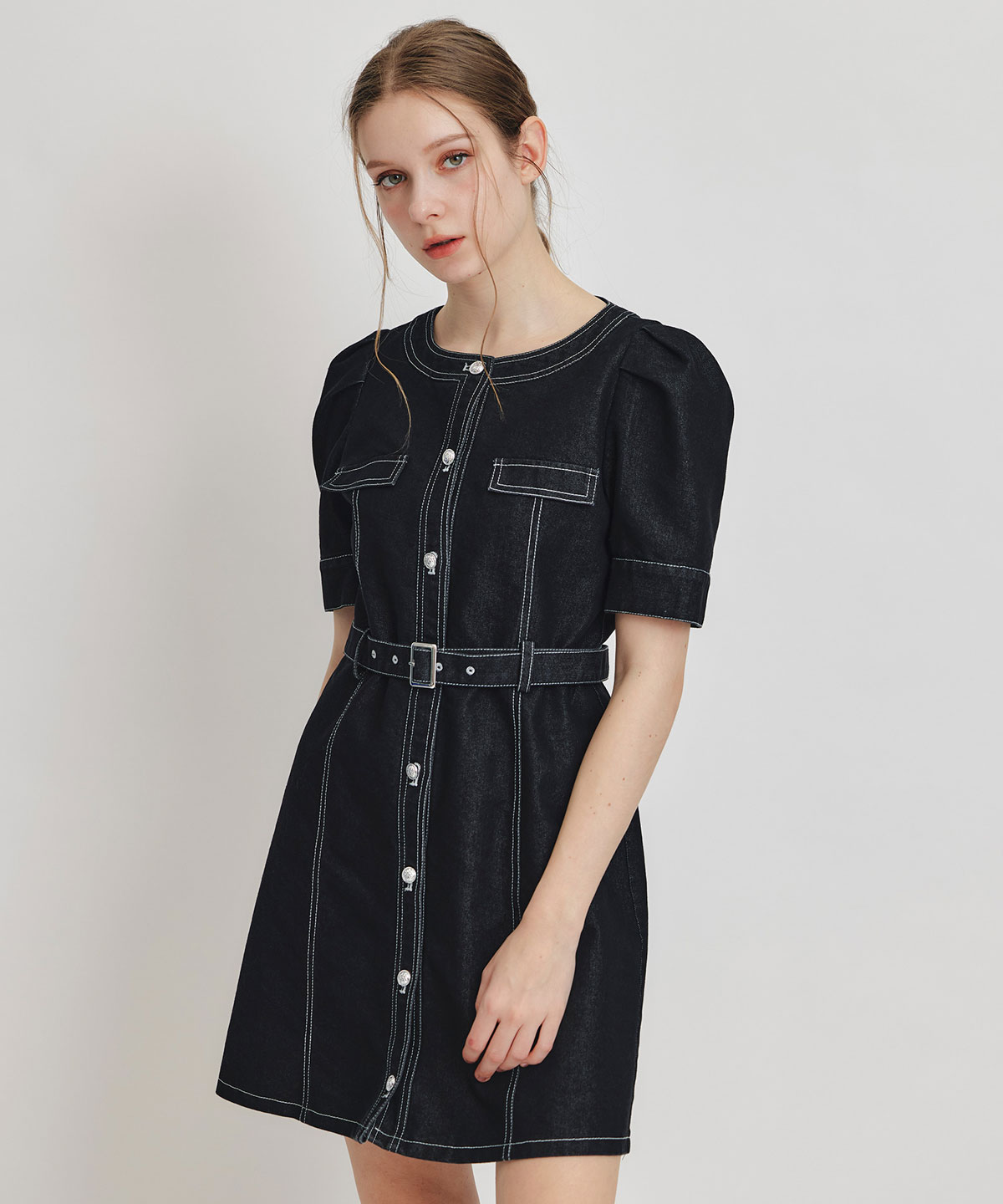 バイカラーステッチノーカラーデニムフレアミニワンピース