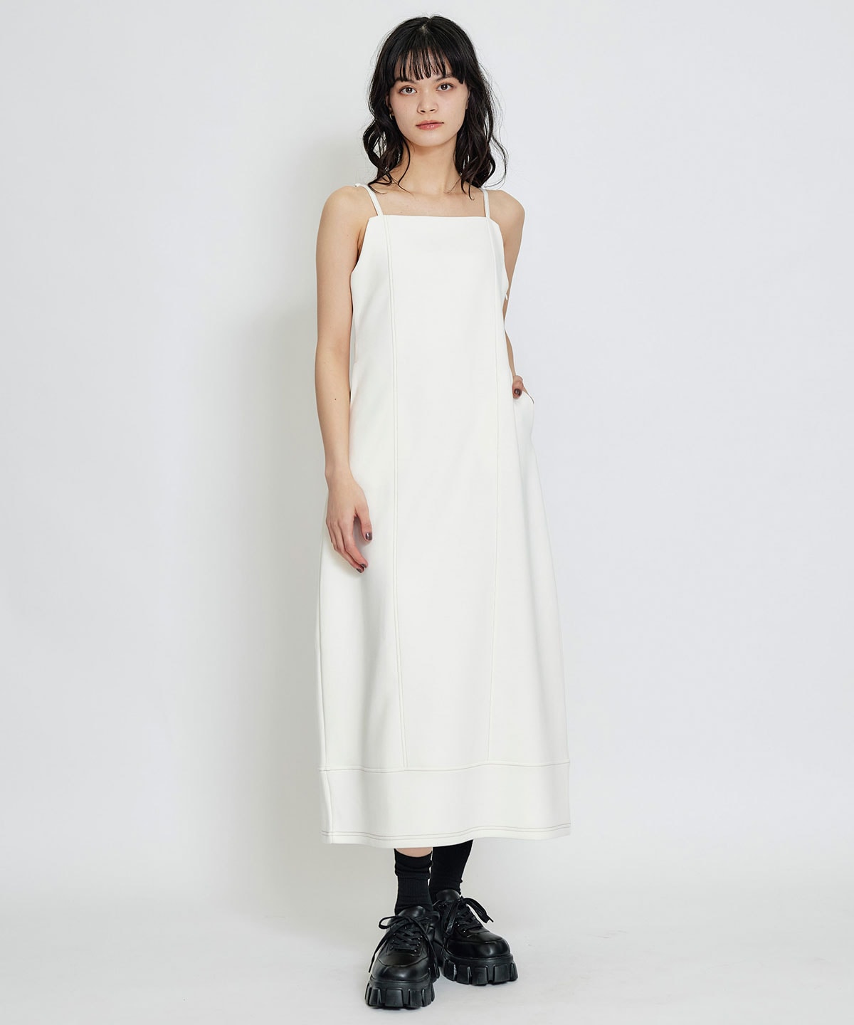 【セットアップ可能】バイカラーステッチカットロングワンピース