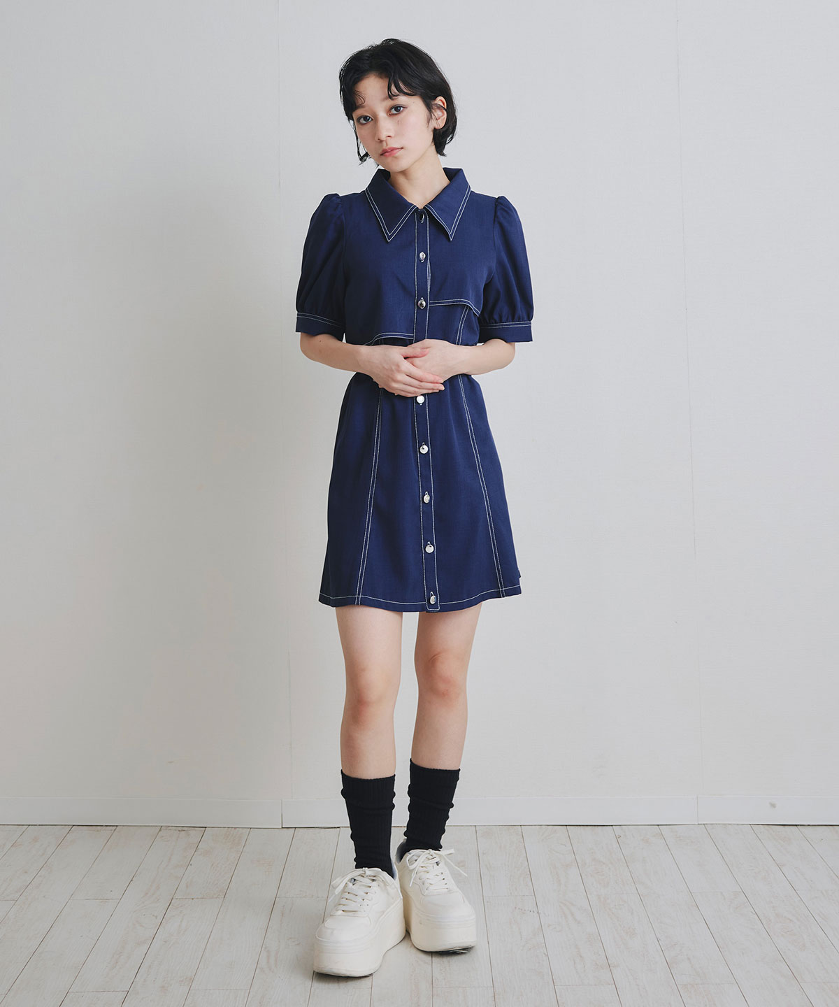 ステッチバイカラーレイヤードフレアミニワンピース