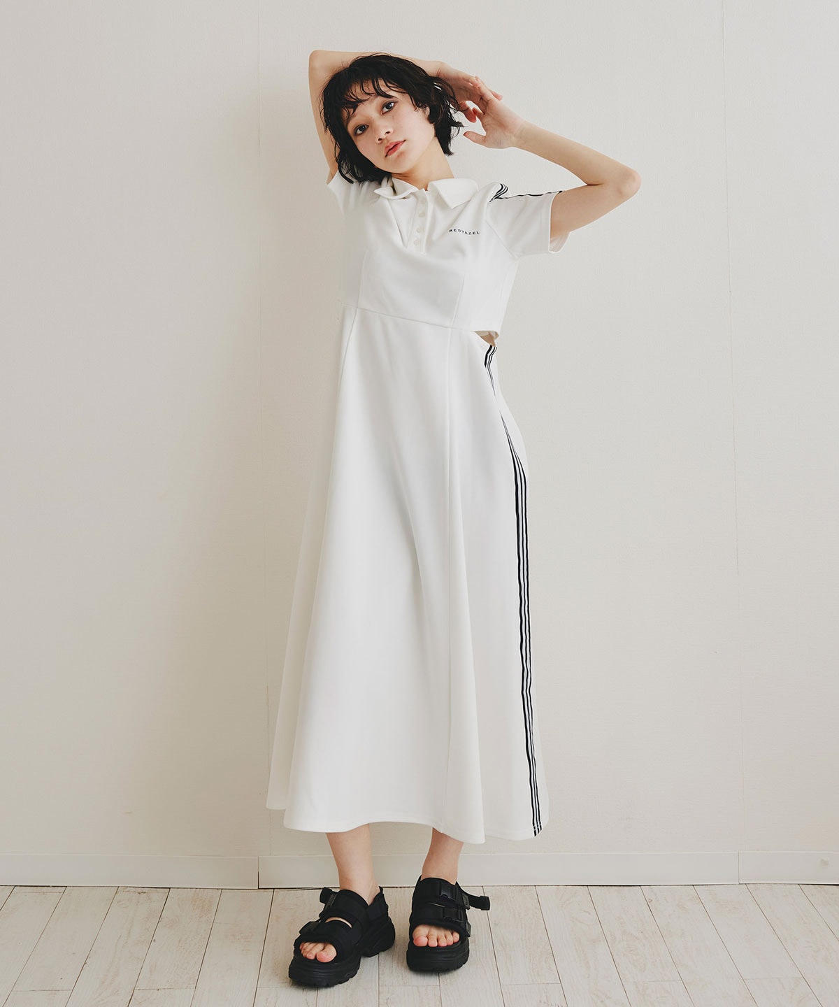 ライン2WAYサイドカットロングフレアワンピース