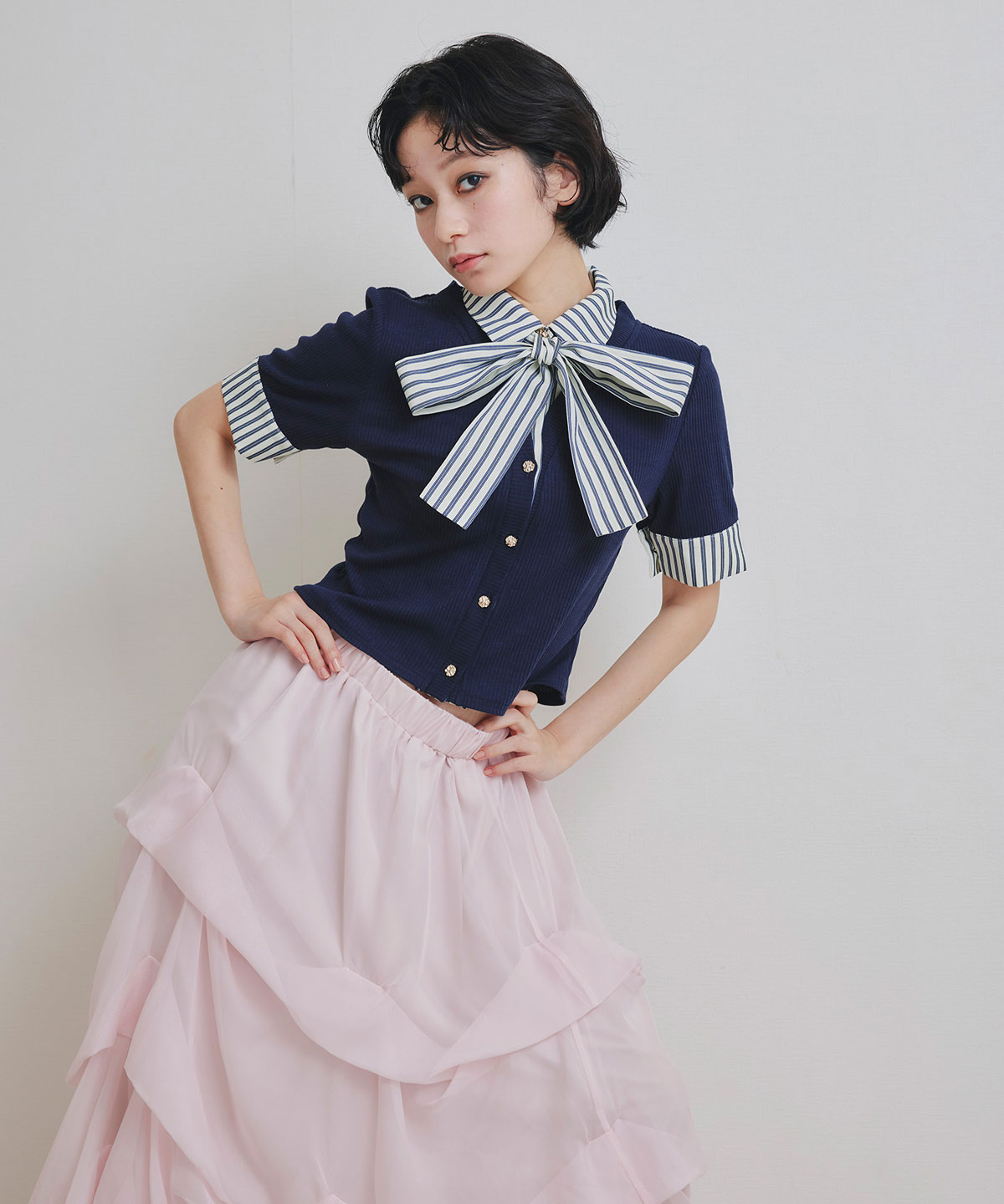 ストライプリボンタイレイヤードニットトップス