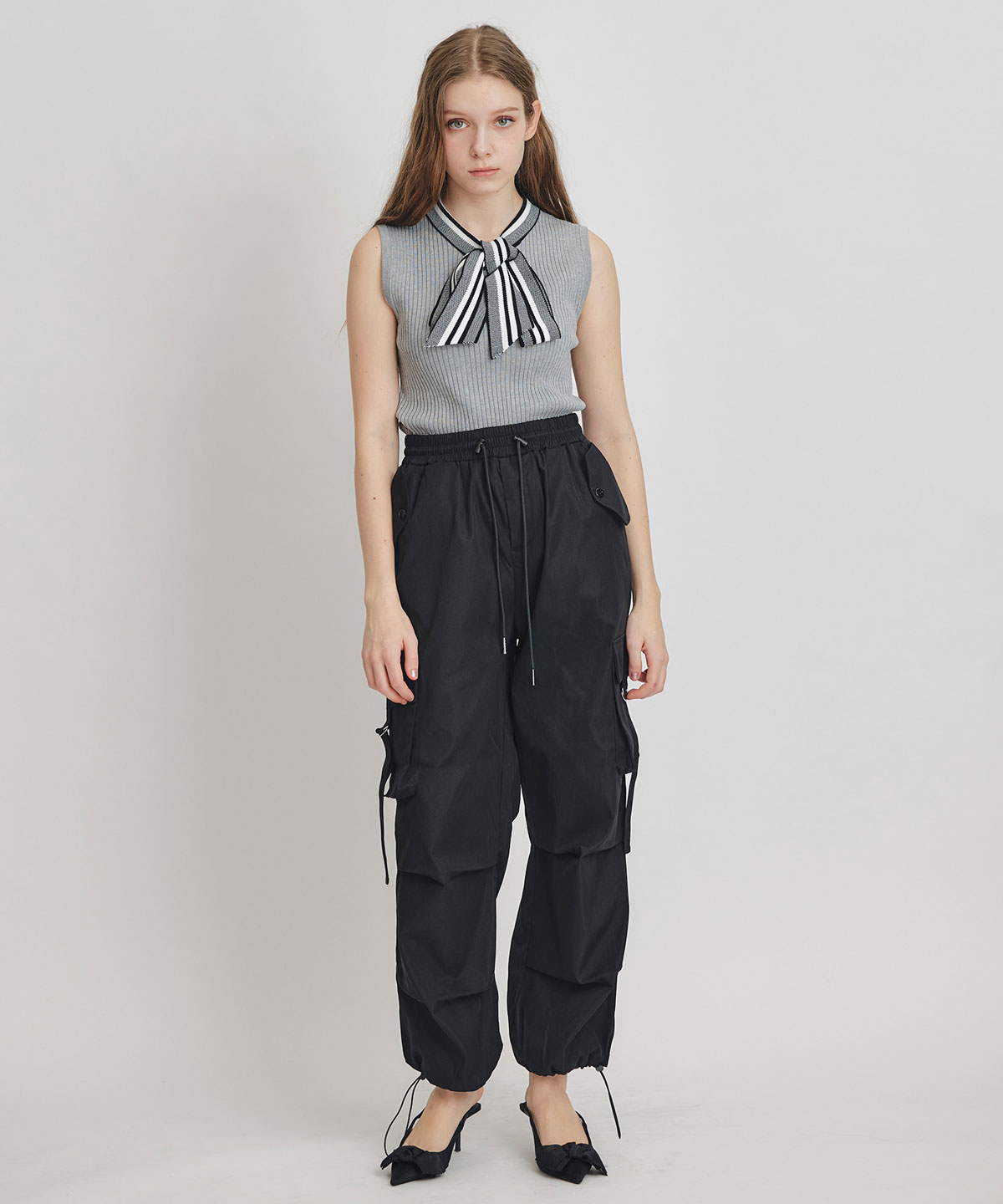 ストライプリボンタイノースリーブリブニット