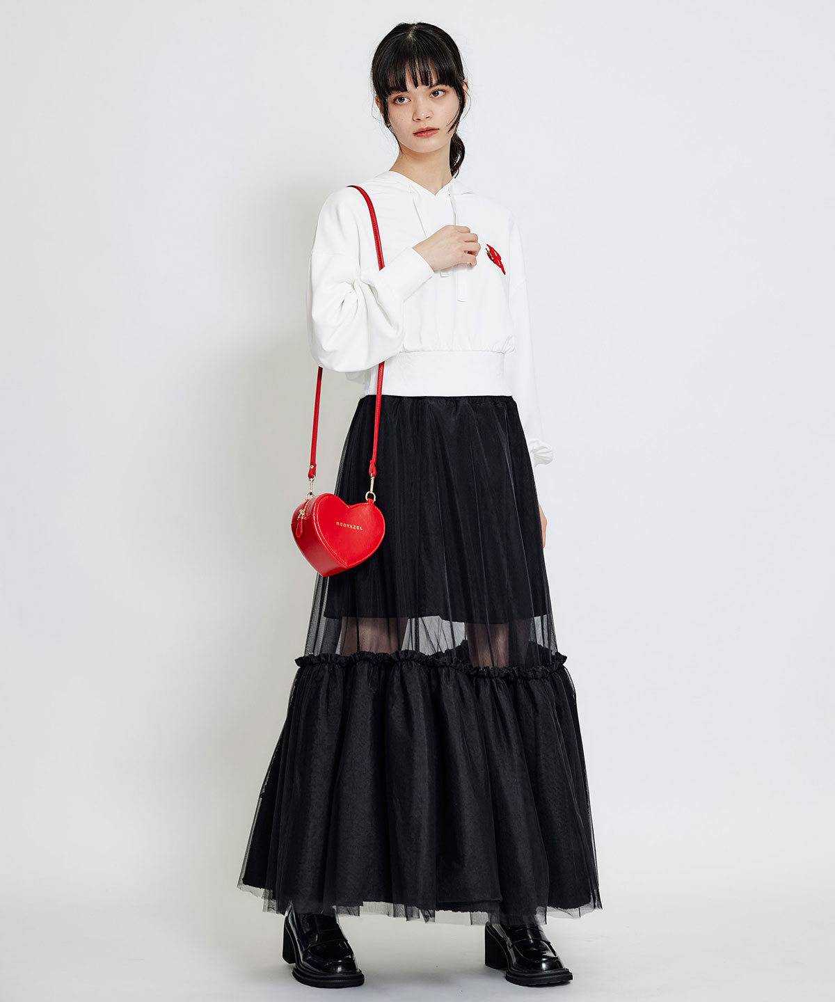 【2/13(金) 昼12時発売開始】Azelyハートショートパーカー