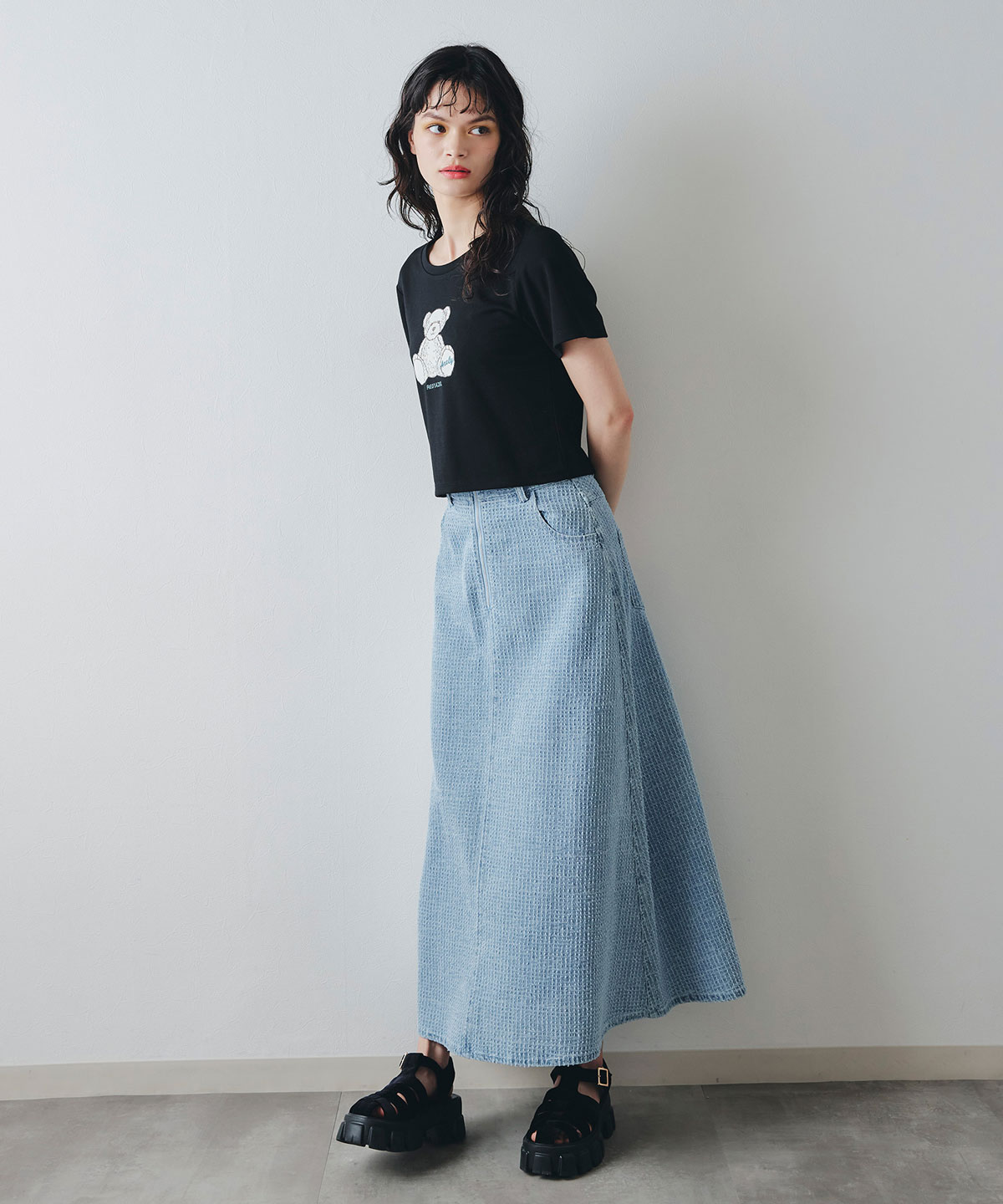 Azely コンパクトTシャツ