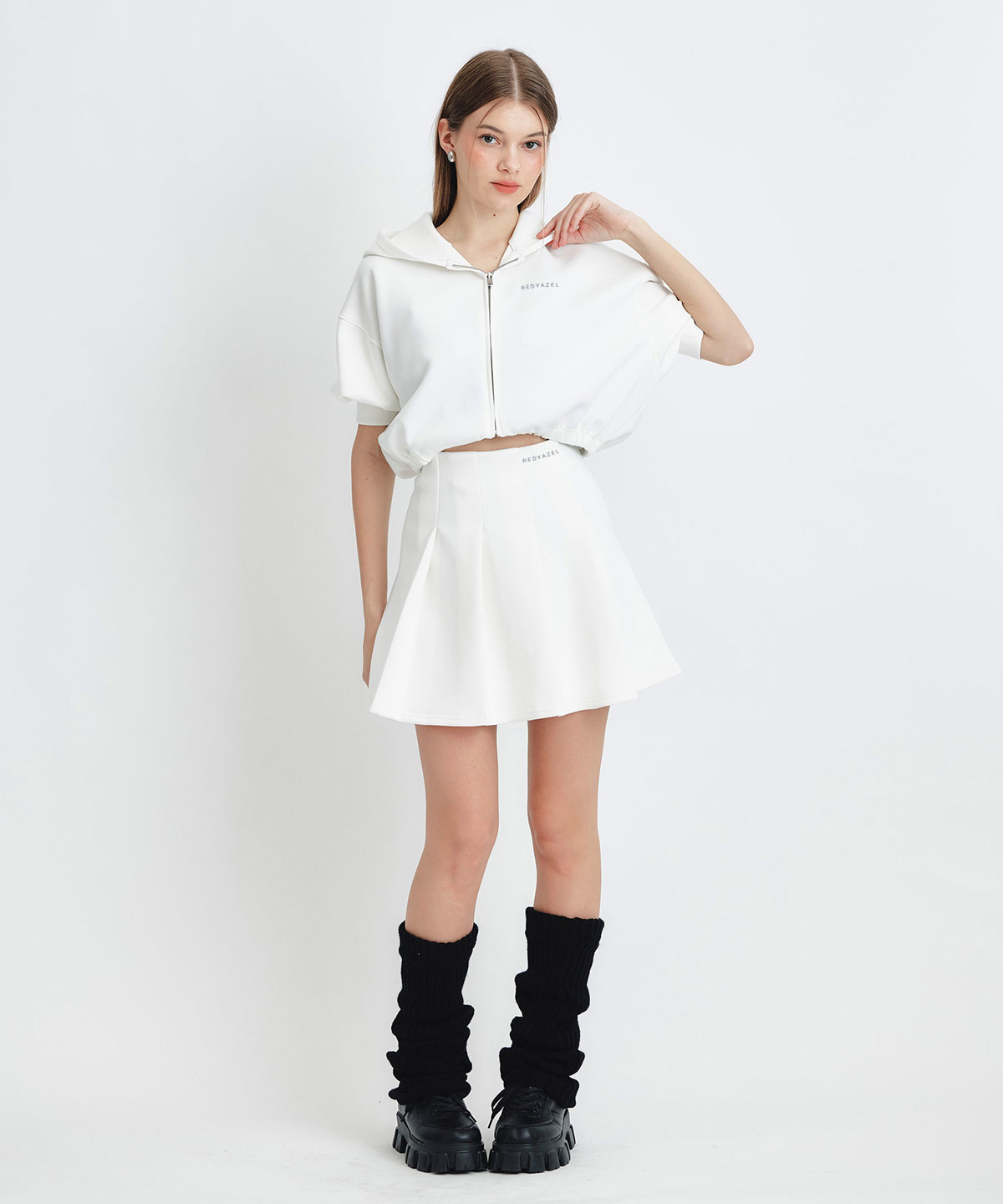 ダンボールZIPショートパーカー