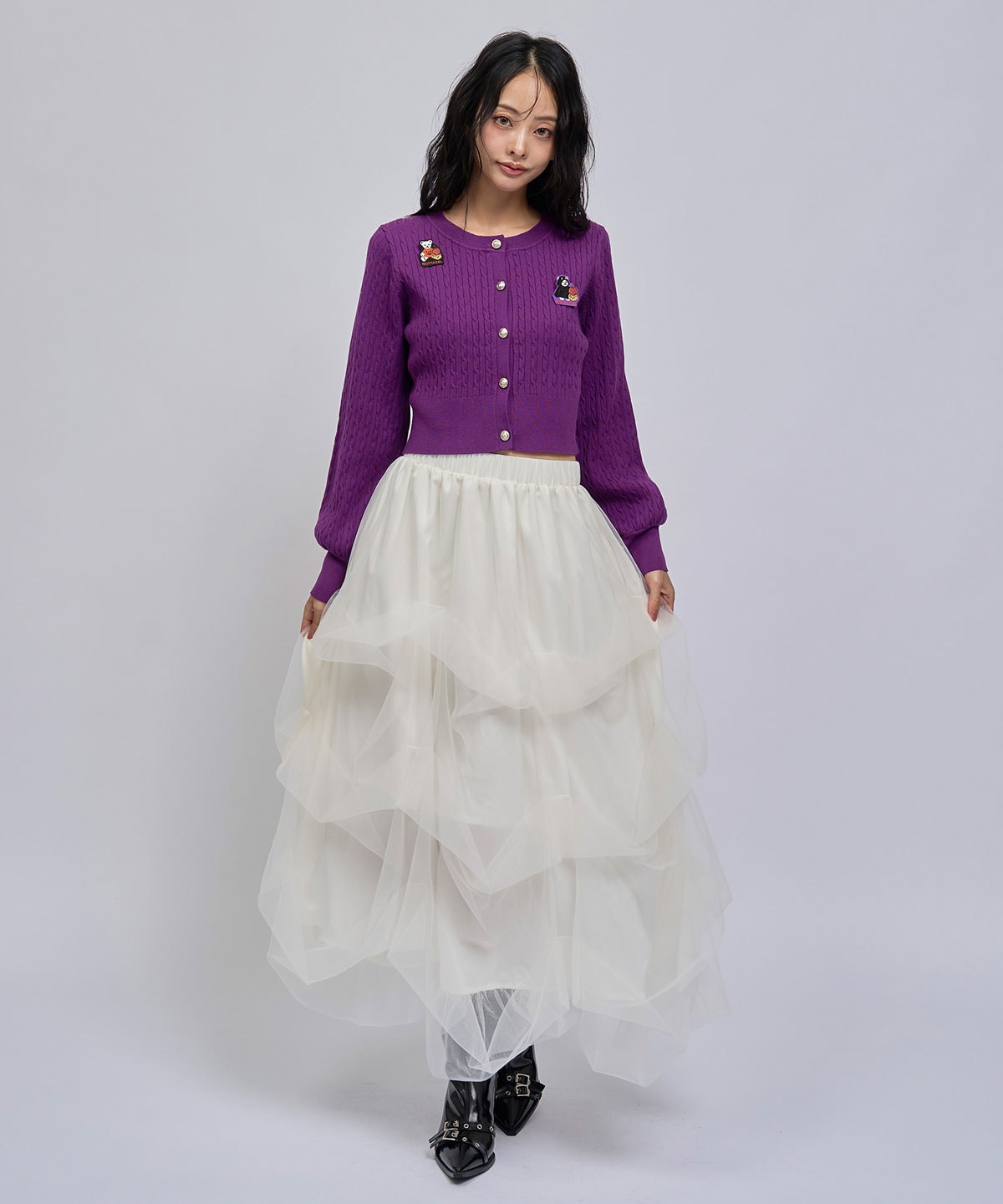 Azely&Redynaハロウィンブローチケーブルニットカーディガン