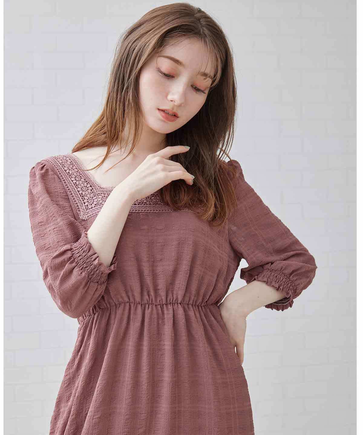 高価値 ドビーチェックスクエアネックワンピース