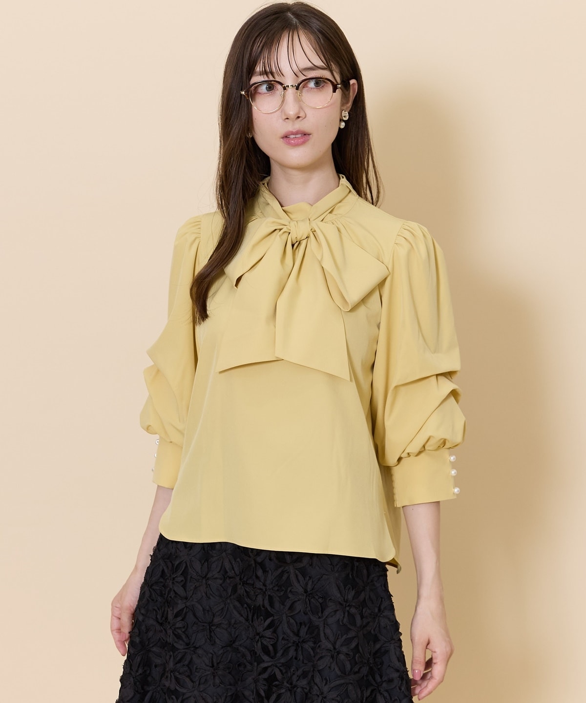 AUTUMNタックスリーブボウタイブラウス